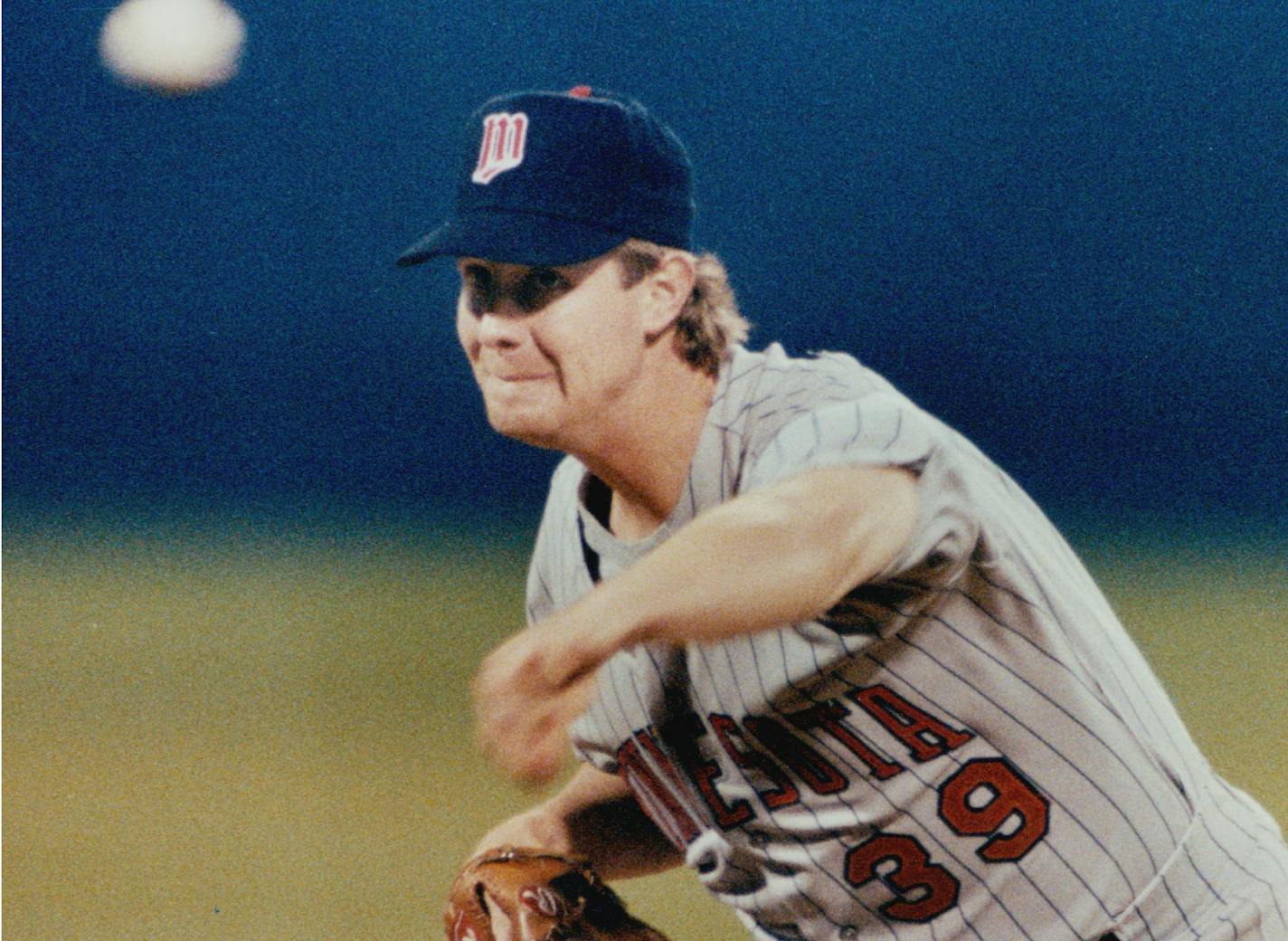 October 31, 1991 Above David West relieved Erickson and also experienced problems. He walked two batters in succession, forcing in a run. David West was sent to portland after the Twins tired of his inconsistent pitching performances. April 1, 1992 Brain Peterson, Minneapolis Star Tribune