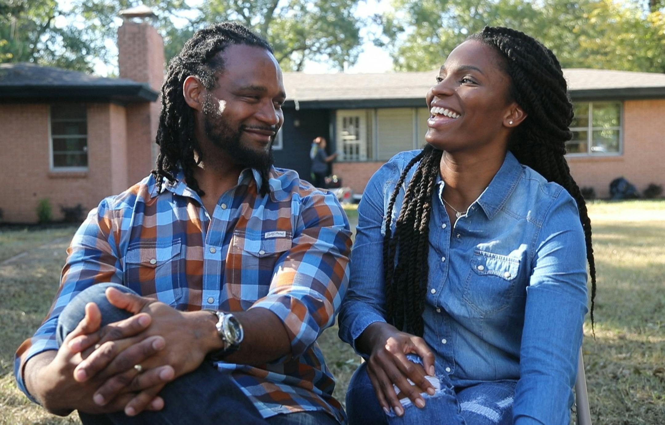Andy and Ashley Williams are the stars of the new HGTV show "Flip or Flop Fort Worth," which is shooting an episode in River Oaks, Thursday, Oct. 4, 2017. (Rodger Mallison/Fort Worth Star-Telegram/TNS) ORG XMIT: 1214973