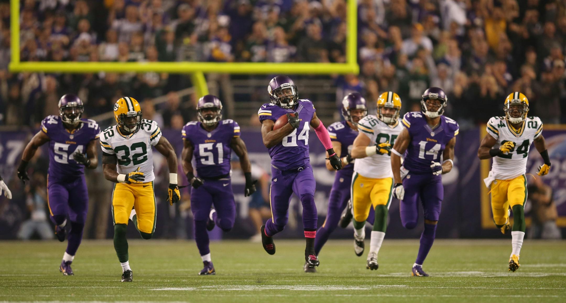 Vikings wide receiver Cordarrelle Patterson returned the opening kick-off for a 109-yard touchdown.