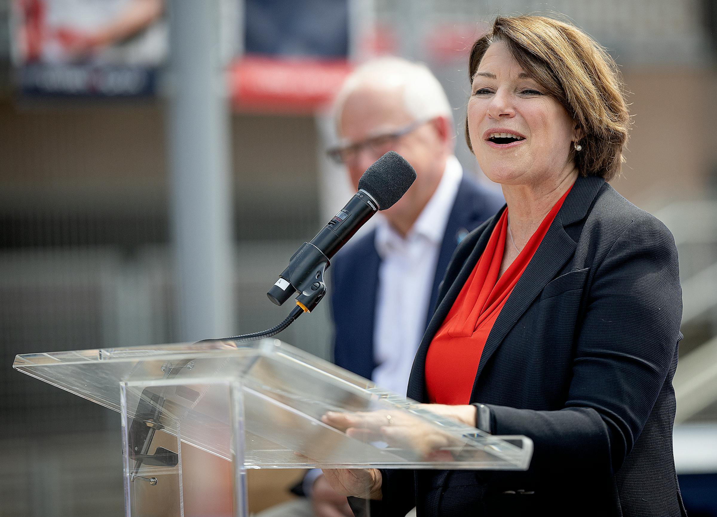 Amy Klobuchar Enters Minnesota Gubernatorial Race