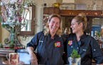 Chef Shack co-owners and chefs Lisa Carlson and Carrie Summer (right) pose for a portrait in Bay City. ] COURTNEY PEDROZA • courtney.pedroza@startri