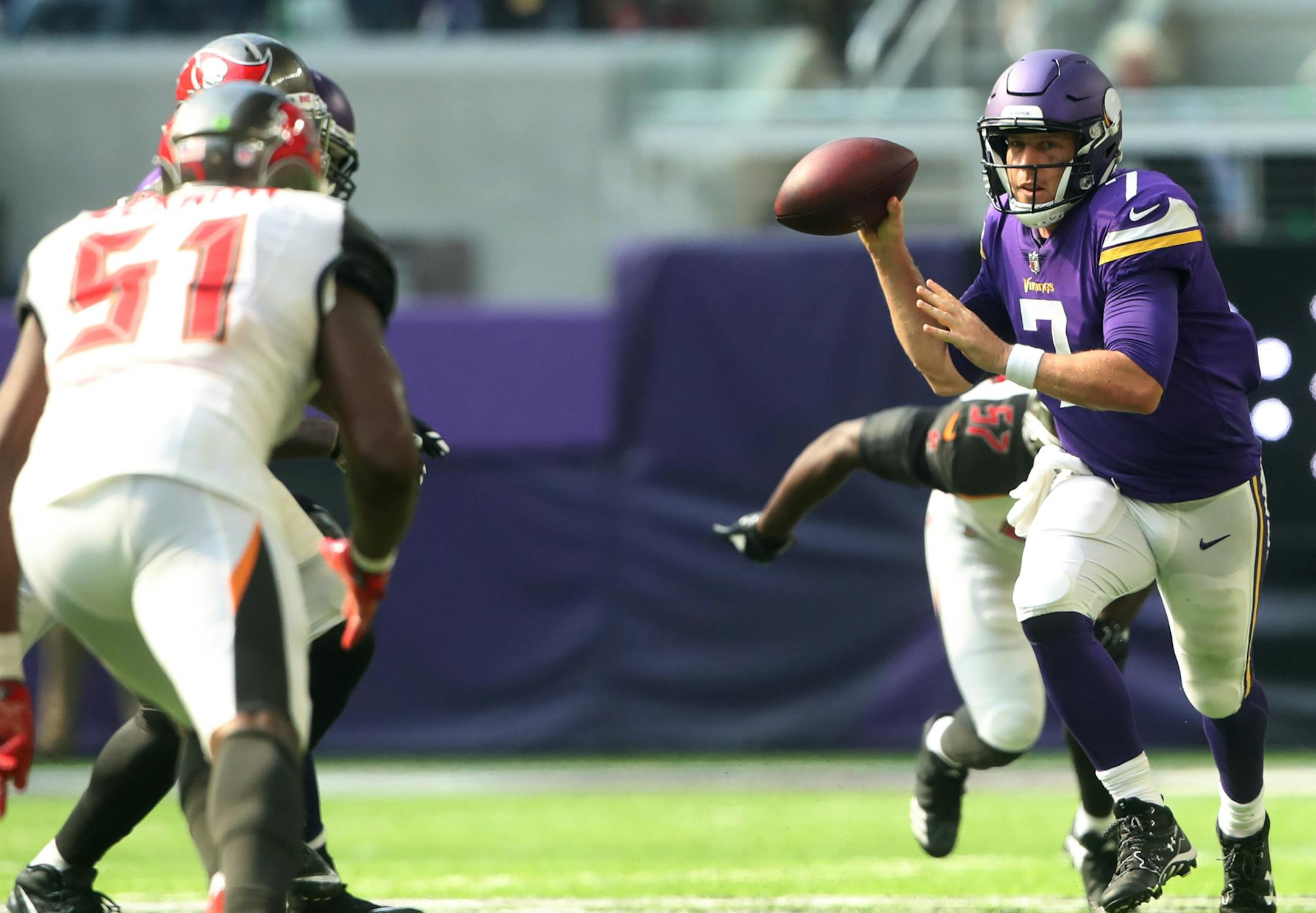 Minnesota Vikings quarterback Case Keenum (7) was chased out of the pocket by Tampa defenders in the forth quarter at U.S. Bank Stadium Sunday September 24,2017 in Minneapolis ,MN. ] JERRY HOLT ï jerry.holt@startribune.com Jerry Holt