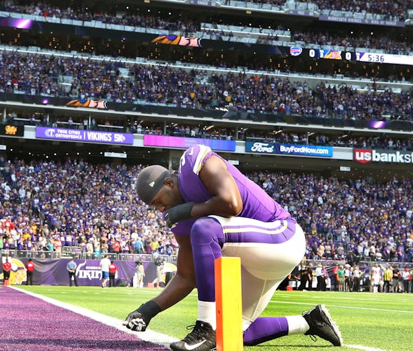 Minnesota Vikings defensive end Stephen Weatherly (91) prayed in he endzone at US Bank Stadium Sunday September 23, 2018 in Minneapolis, MN. ] JERRY H