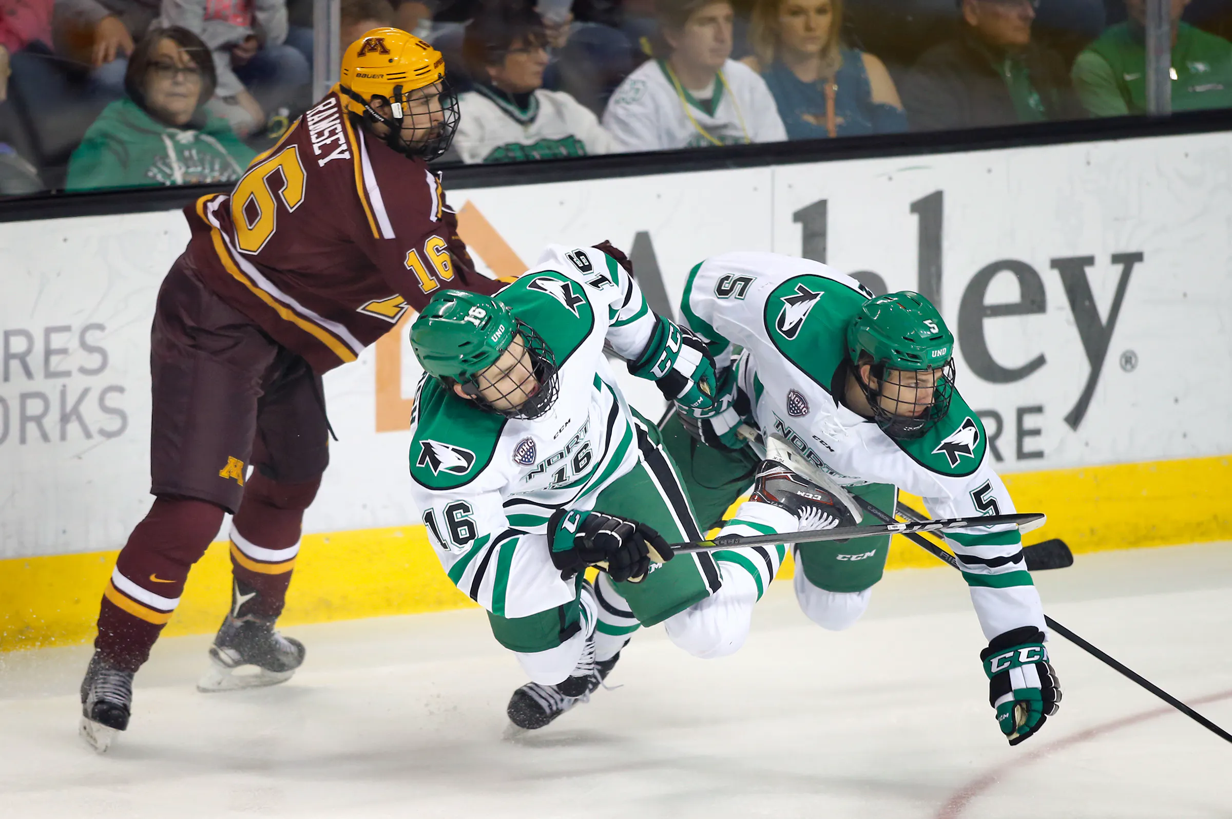 Gophers-North Dakota Saturday recap