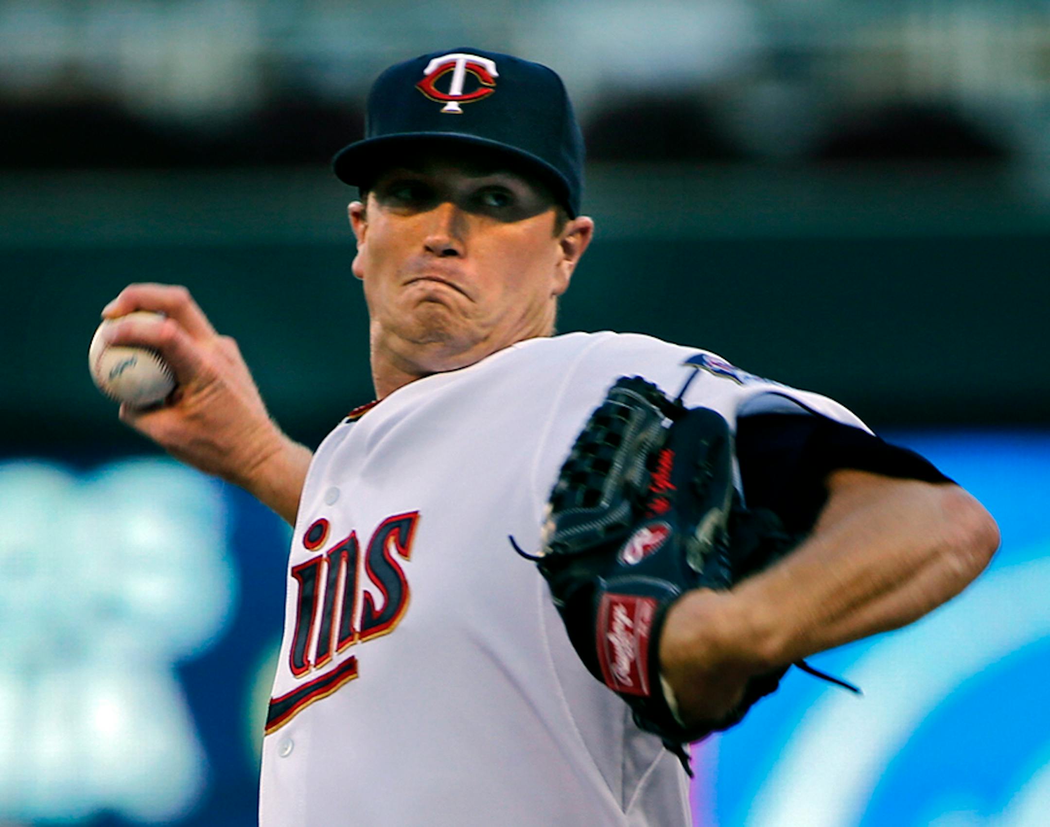 Kyle Gibson(44) started for the Twins.