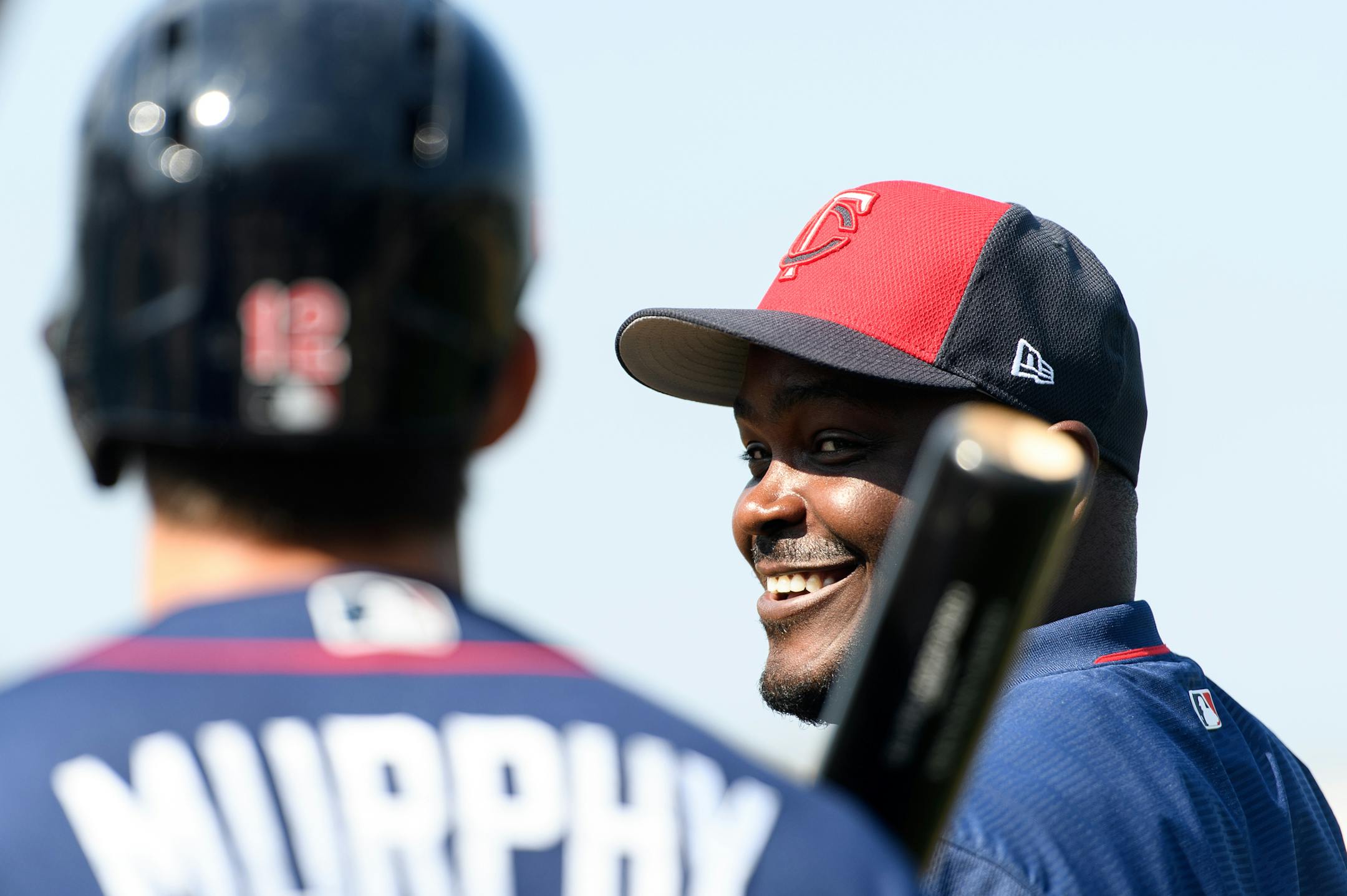 Twins hitting coach James Rowson talked to catcher John Ryan Murphy during batting practice Saturday. ] AARON LAVINSKY &#xef; aaron.lavinsky@startribune.com Minnesota Twins players took part in Spring Training on Saturday, Feb. 18, 2017 at CenturyLink Sports Complex in Fort Myers, Fla.