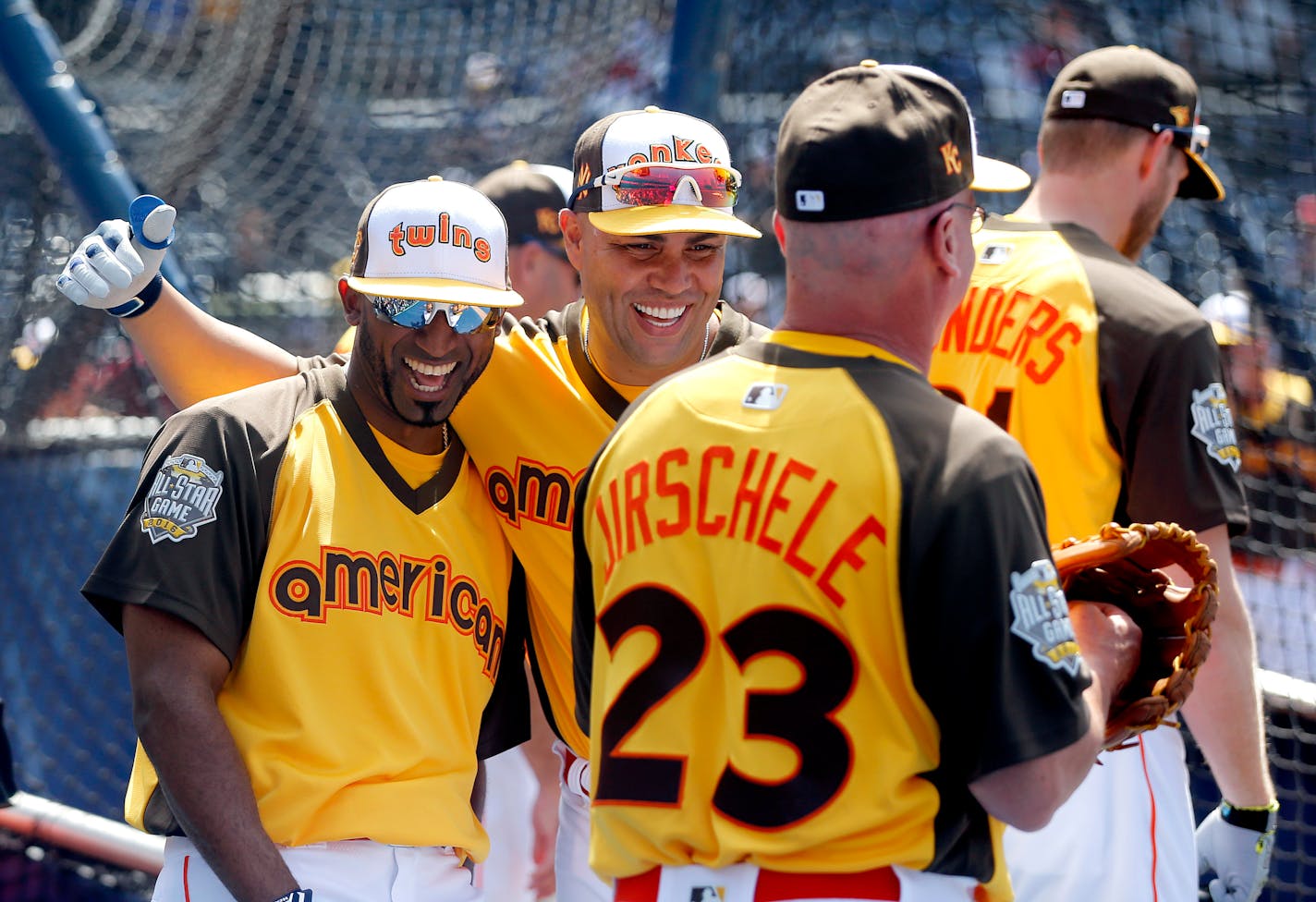 American League's Eduardo Nunez, of the Minnesota Twins, left, and Carlos Beltran, of the New York Yankees, laugh during batting practice prior to the MLB baseball All-Star Home Run Derby, Monday, July 11, 2016, in San Diego. (AP Photo/Lenny Ignelzi)