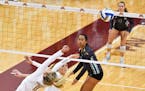 Gopher 11Samantha Seliger-Swenson and 13 Molly Lohman in the first game. ] GLEN STUBBE * gstubbe@startribune.com Saturday, December 3, 2016 University