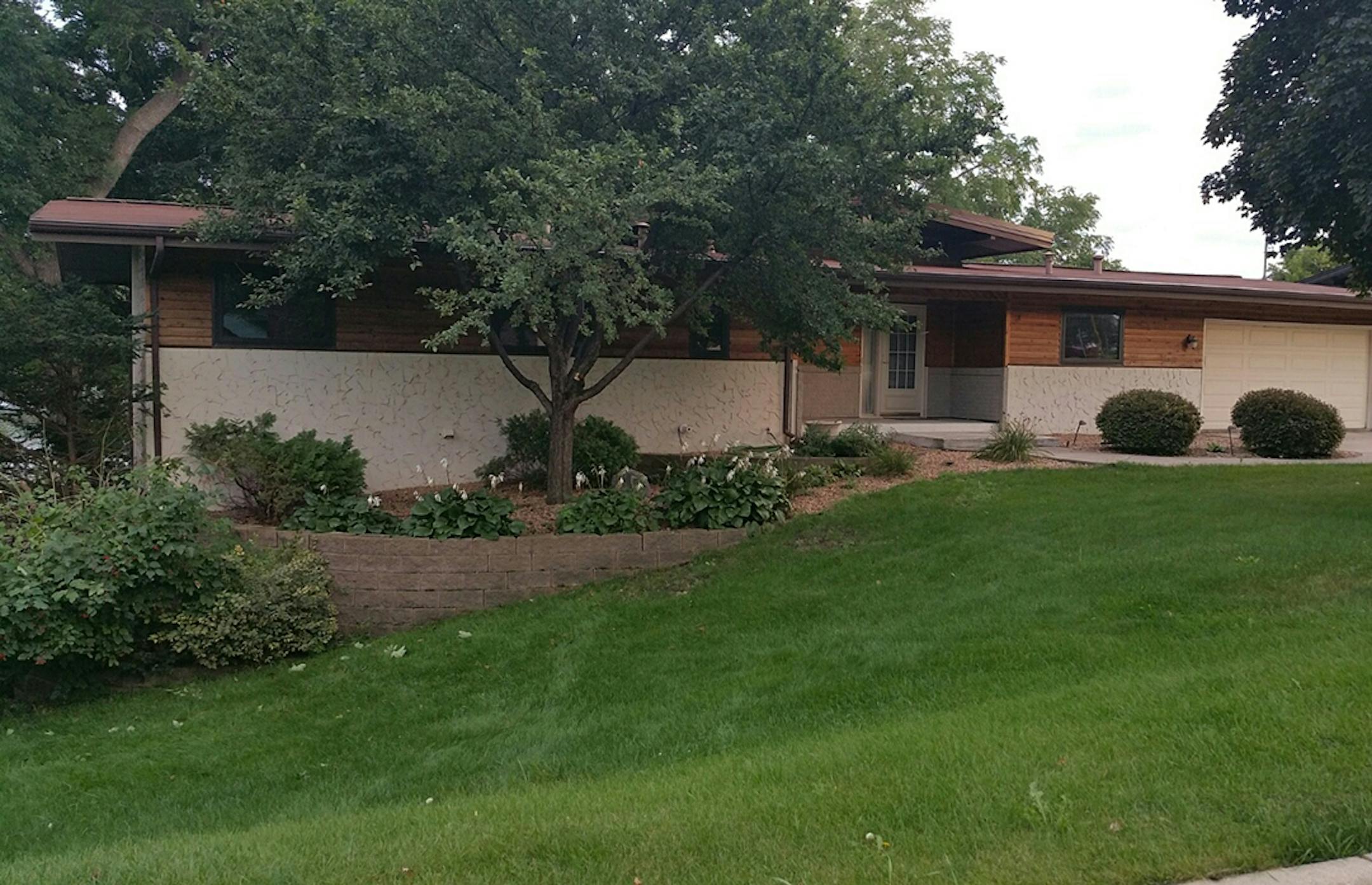 ... Maple Grove
Built in 1968, this four-bedroom, three-bath house has 2,628 finished square feet and features three bedrooms on the main floor, vaulted ceilings, two fireplaces, granite kitchen countertops and stainless steel appliances, three-season porch, full finished walkout basement, deck, sand volleyball court and dock facilities on Fish Lake. Listed by Eric Redlinger, Coldwell Banker Burnet, 612-229-1130.