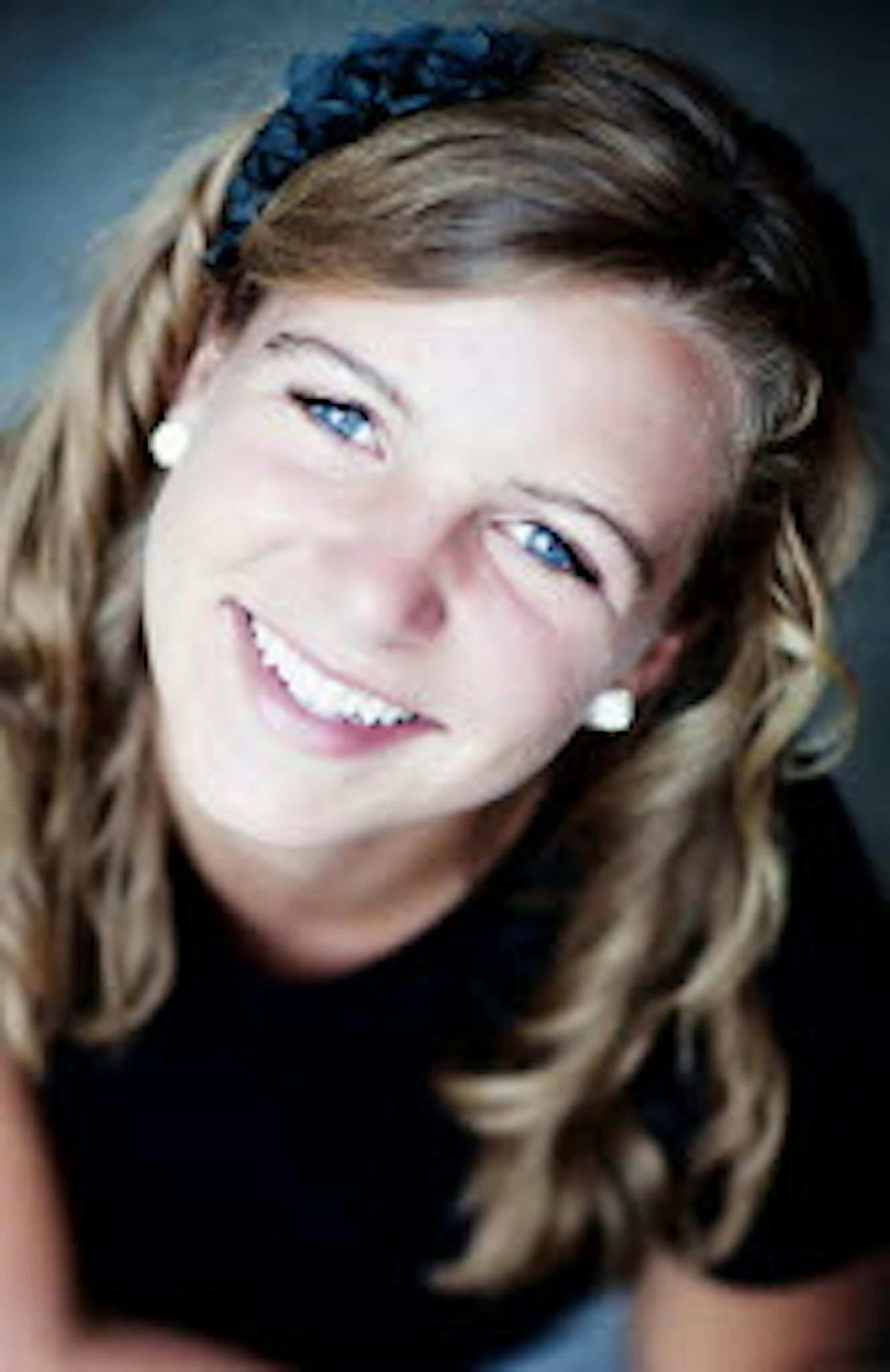 Kiltie Finsand, Edina