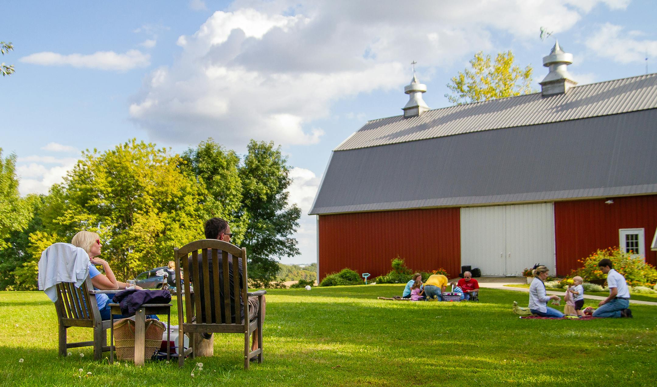 There's no waiting to be seated at Red Barn Farm near Northfield. Diners just put down their folding chairs or blankets in the best spot available. Mark Hvidsten mark.hvidsten@startribune.com