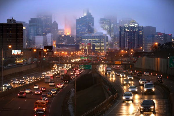 Traffic on Interstate 35W just south of downtown Minneapolis. Congestion levels on metro area highways and freeways rose a scant 0.3 percent over the 