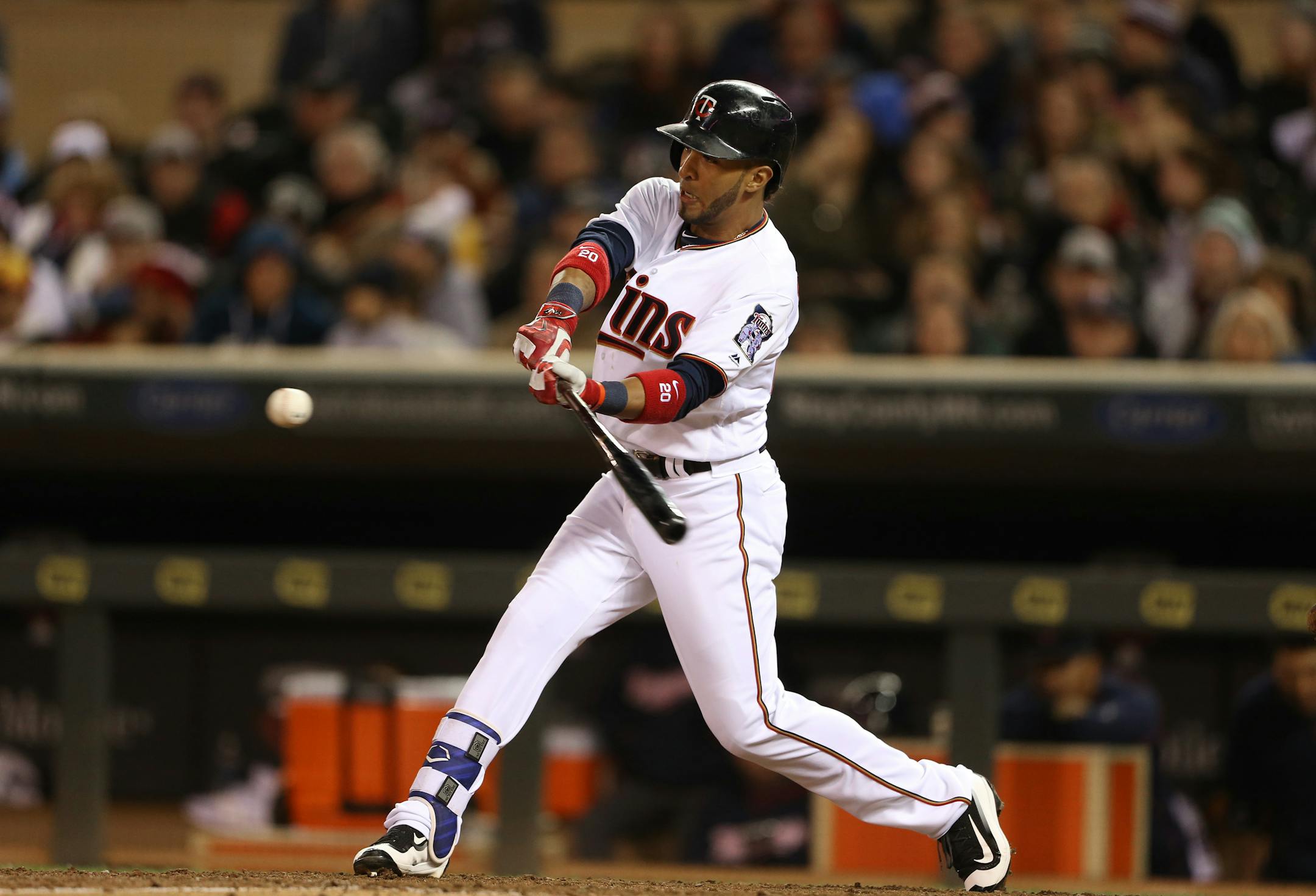 Minnesota Twins left fielder Eddie Rosario (20) hit a home run in the sixth inning at Target Field Tuesday April 25, 2016