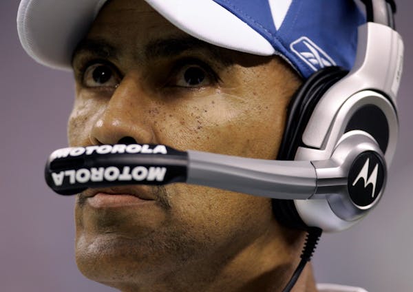 Indianapolis Colts coach Tony Dungy