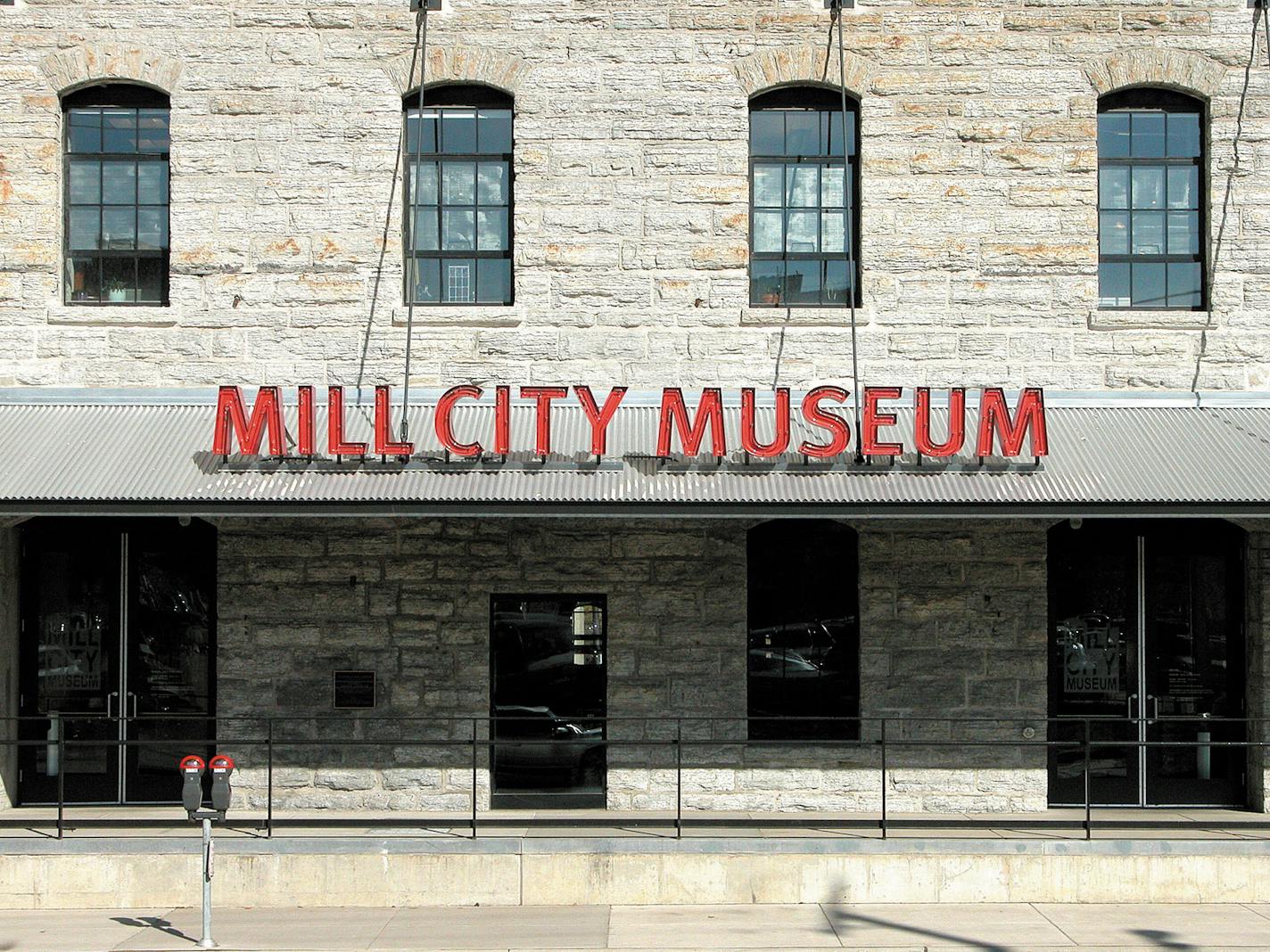 Mill City Museum entrance.