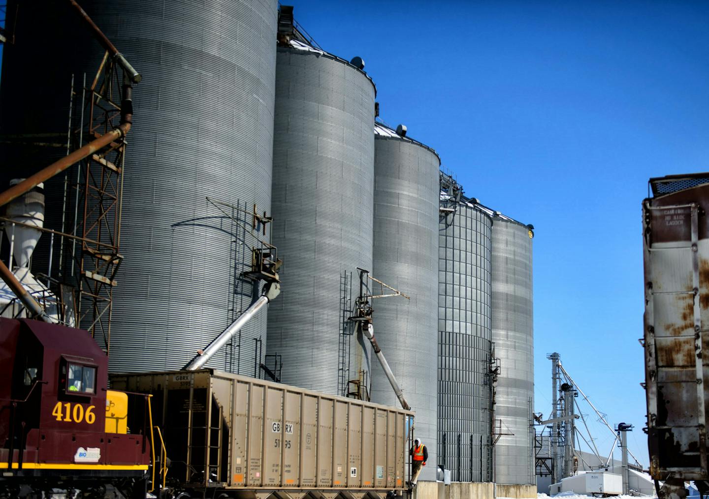 The TC&W train traveled toward Stewart, MN where the crew would deposit two cars loaded with fertilizer at the grain elevator there. ] GLEN STUBBE * gstubbe@startribune.com Wednesday, March 5, 2014. It's the small railroad that has caused big headaches for planners of the Southwest Corridor light rail. The Twin Cities & Western hauls corn, soybeans and ethanol from rural Minnesota to St. Paul, and is leery about moving its line to make room for the future light rail. We ride along on the little