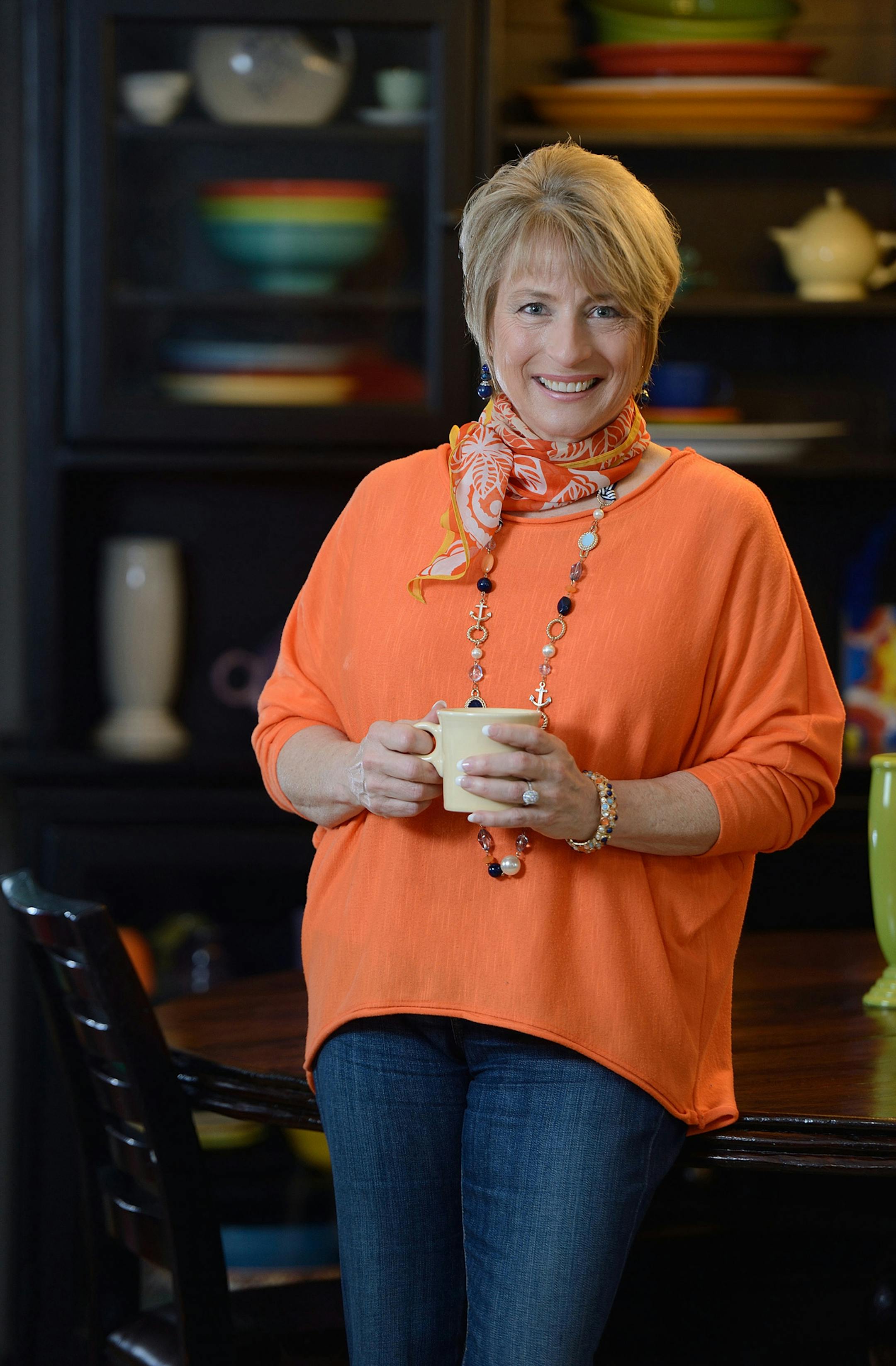 Home de-clutterer Dorothy Breininger in a home she is working on in Ladera Heights, Calif. (Jeff Gritchen/Orange County Register/TNS) ORG XMIT: 1184037