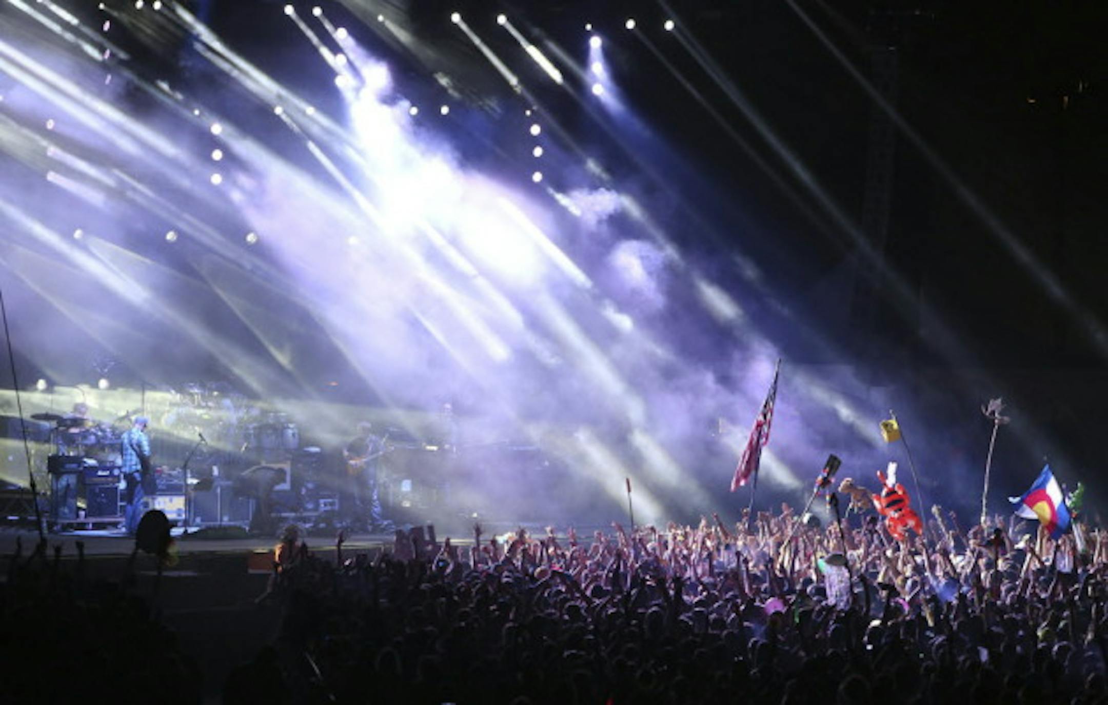 Twin Cities music lovers enjoyed the outdoor vibe when Umphrey's McGee played Summer Set at Somerset Amphitheater last August. / Kyndell Harkness, Star Tribune