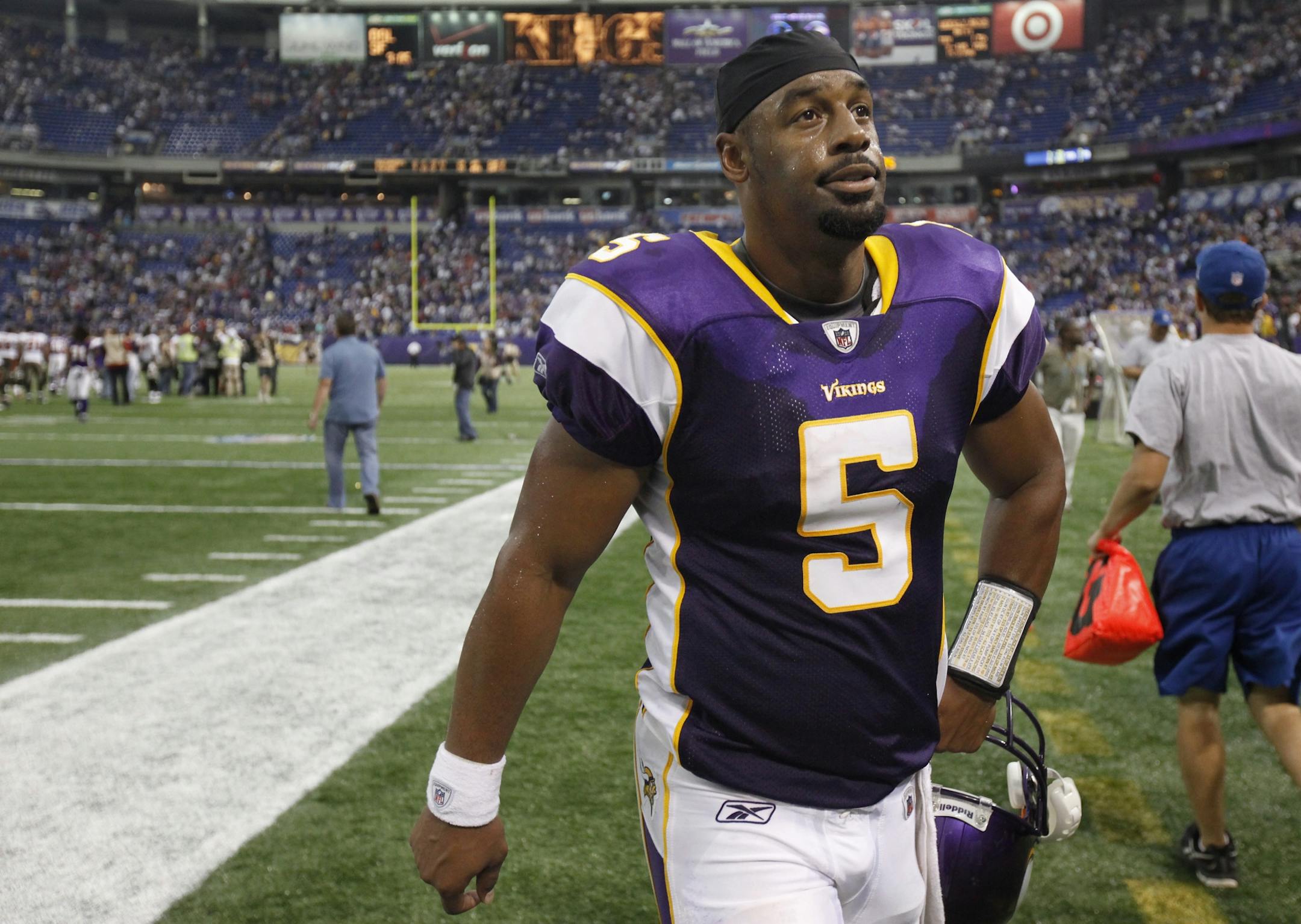 Minnesota Vikings quarterback Donovan McNabb