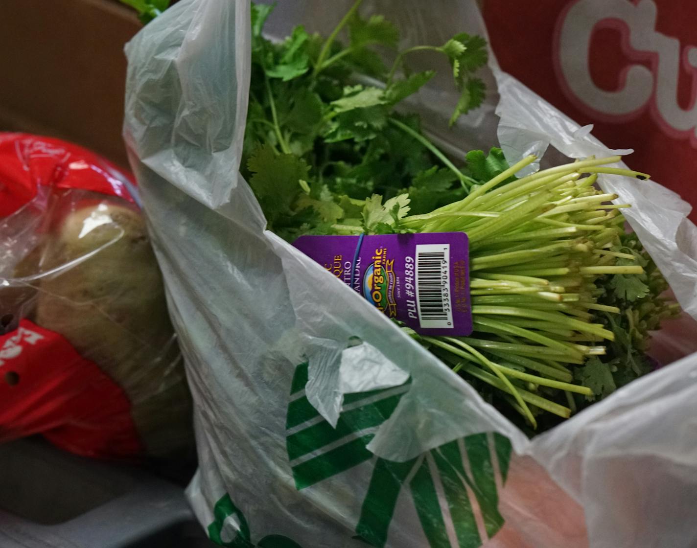 At 360 Communities Food Shelf in Burnsville, fresh veggies are one of the perks at this location.]Minnesotans visited food shelves 3.4 million times in 2017 --the highest number of visits in recorded history, according to data from the Minnesota Department of Human Services that was analyzed by Hunger Solutions.Richard Tsong-Taatarii&#xef;rtsong-taatarii@startribune.com