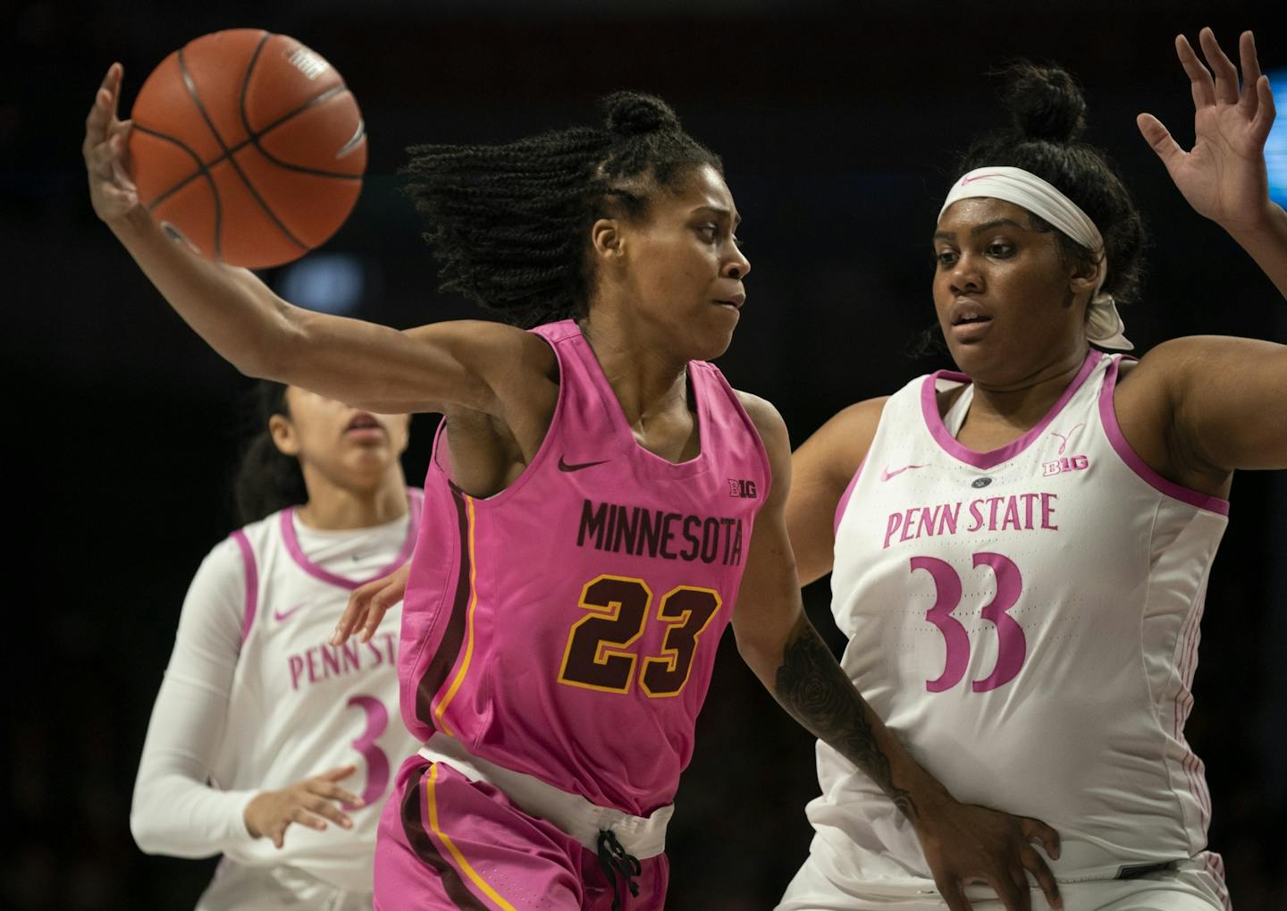 Gophers deals women's basketball