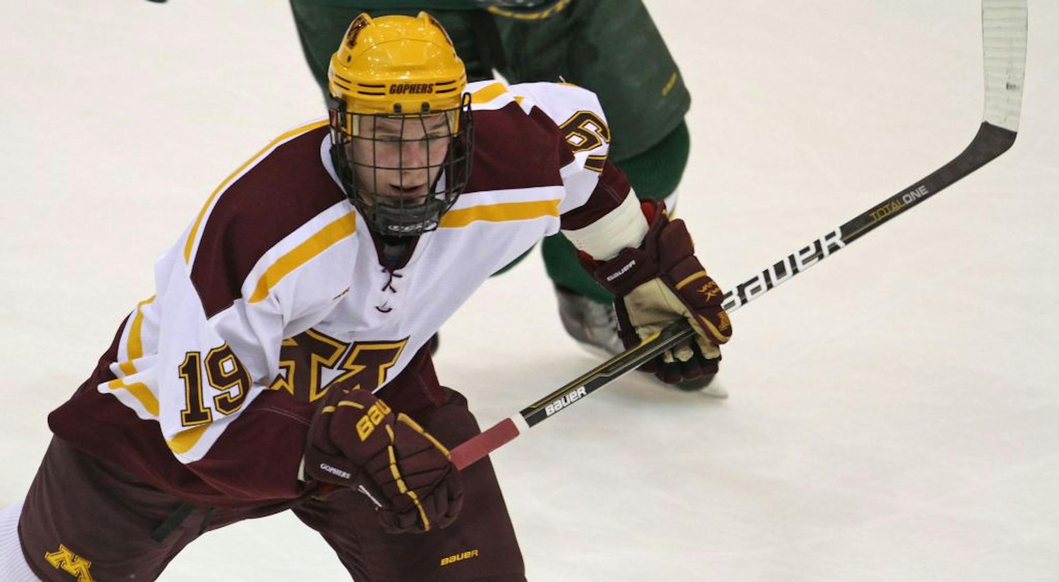 Gophers center Erik Haula