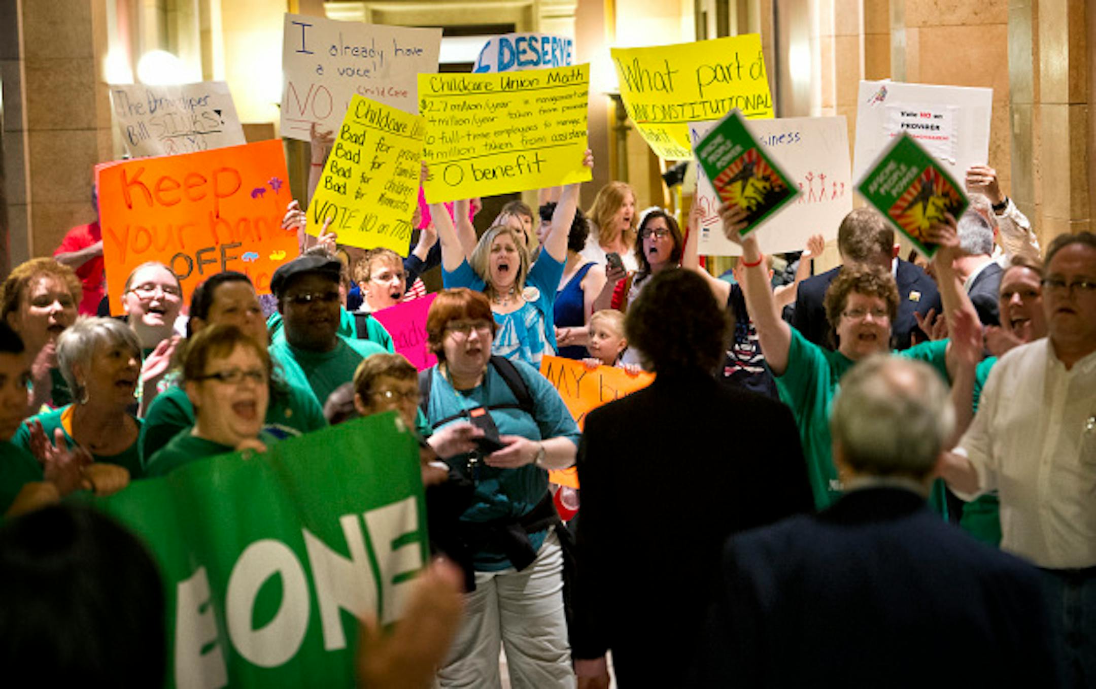 Vote Yes and Vote No echoed in throughout the Capitol Saturday, May 18, 2013  as legislators were set to debate the childcare unionization bill.     ]   GLEN STUBBE * gstubbe@startribune.com