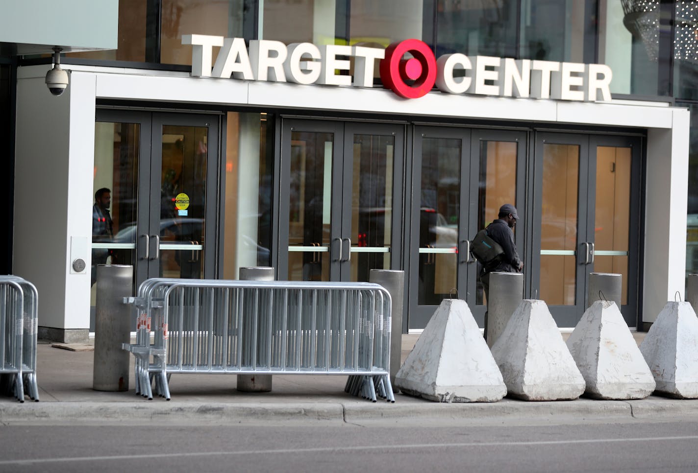 Temporary police barriers are stacked outside the Target Center Wednesday, Oct. 9, 2019, in Minneapolis, MN. On Thursday President Donald Trump will hold a rally at the Target Center where traffic jams could rival those of the 2018 Super Bowl and the 2019 Final Four.] DAVID JOLES &#x2022; david.joles@startribune.com Traffic congestion expected in Minneapolis as Trump rally prompts road closures, transit detoursTraffic congestion expected in Minneapolis as Trump rally prompts road closures, trans