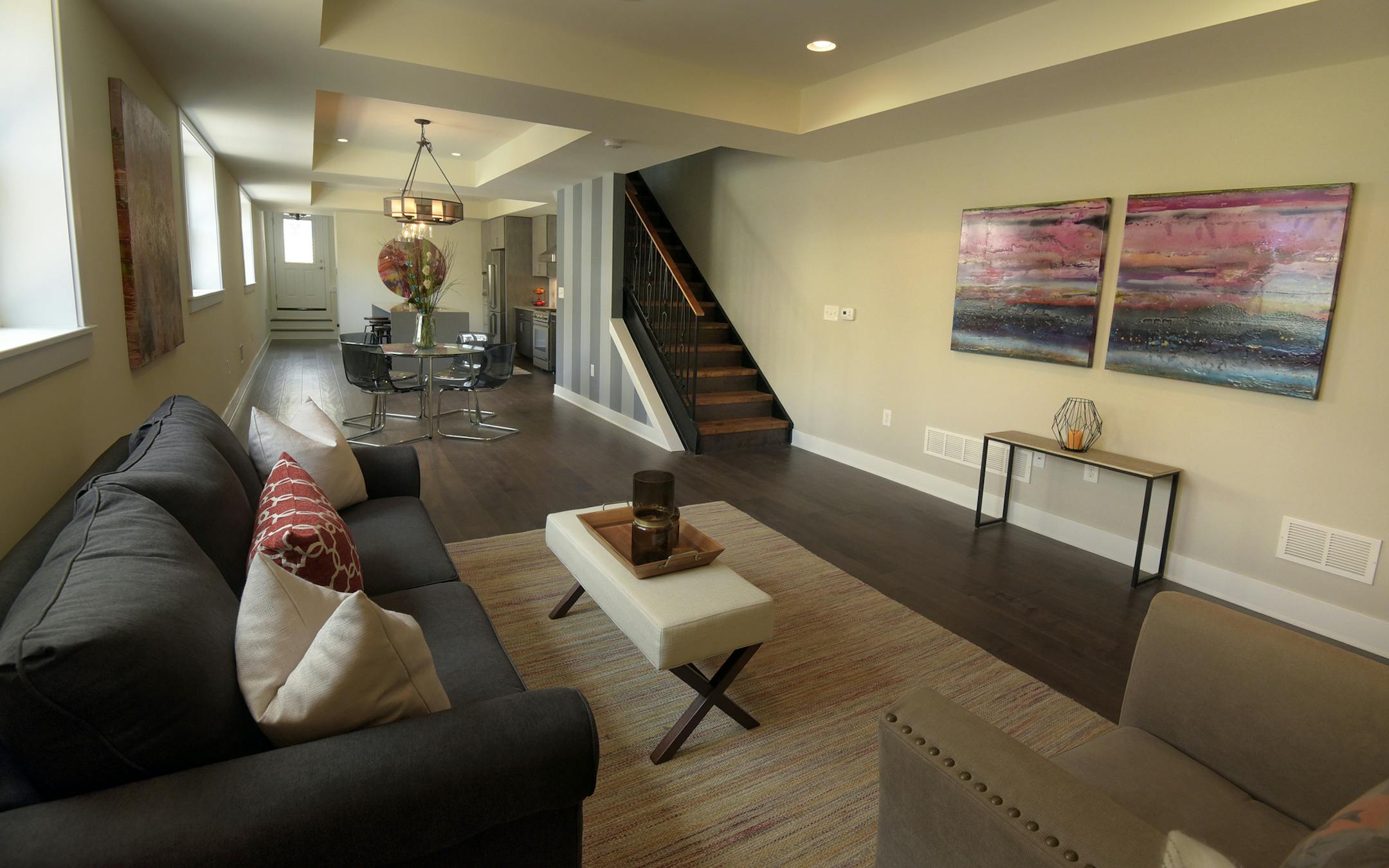 The interior of a home staged by Drew Foxwell, who launched his company, Downtown Home Staging, at the end of last year. (Algerina Perna/Baltimore Sun/TNS) ORG XMIT: 1187003