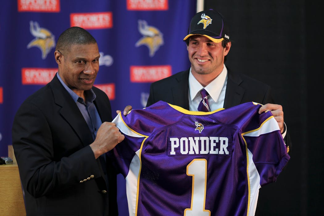 Vikings coach Leslie Frazier with Christian Ponder on April 29, 2011 after the team drafted the Florida State quarterback with the No. 12 pick. 