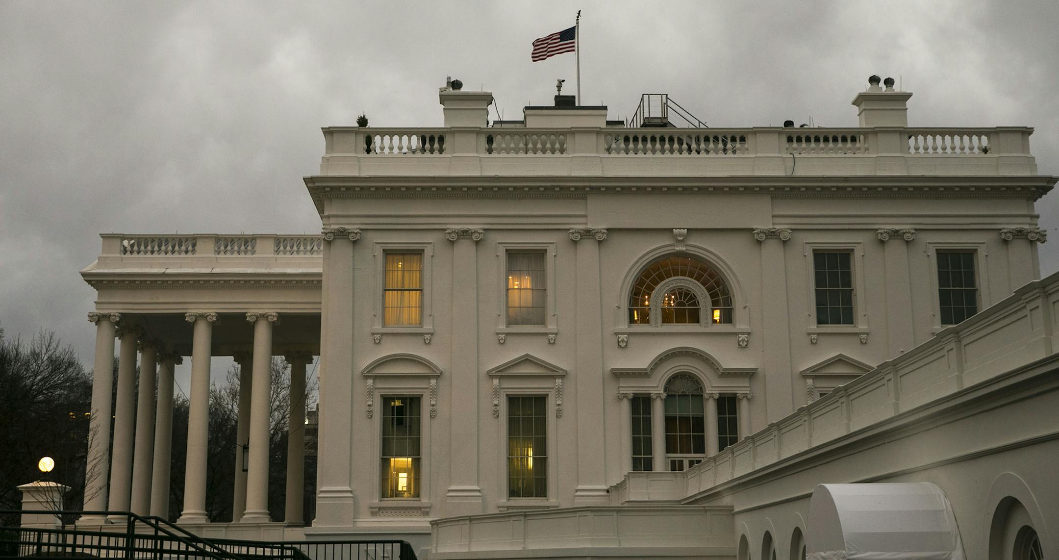 The White House in Washington, March 1, 2017. President Donald Trump, according to his advisers inside and outside of the White House, has felt besieged by what he regards as a mostly-hostile bureaucracy, comprised in part by Democrats and people who opposed his election. (Al Drago/The New York Times) ORG XMIT: MIN2017031315554434