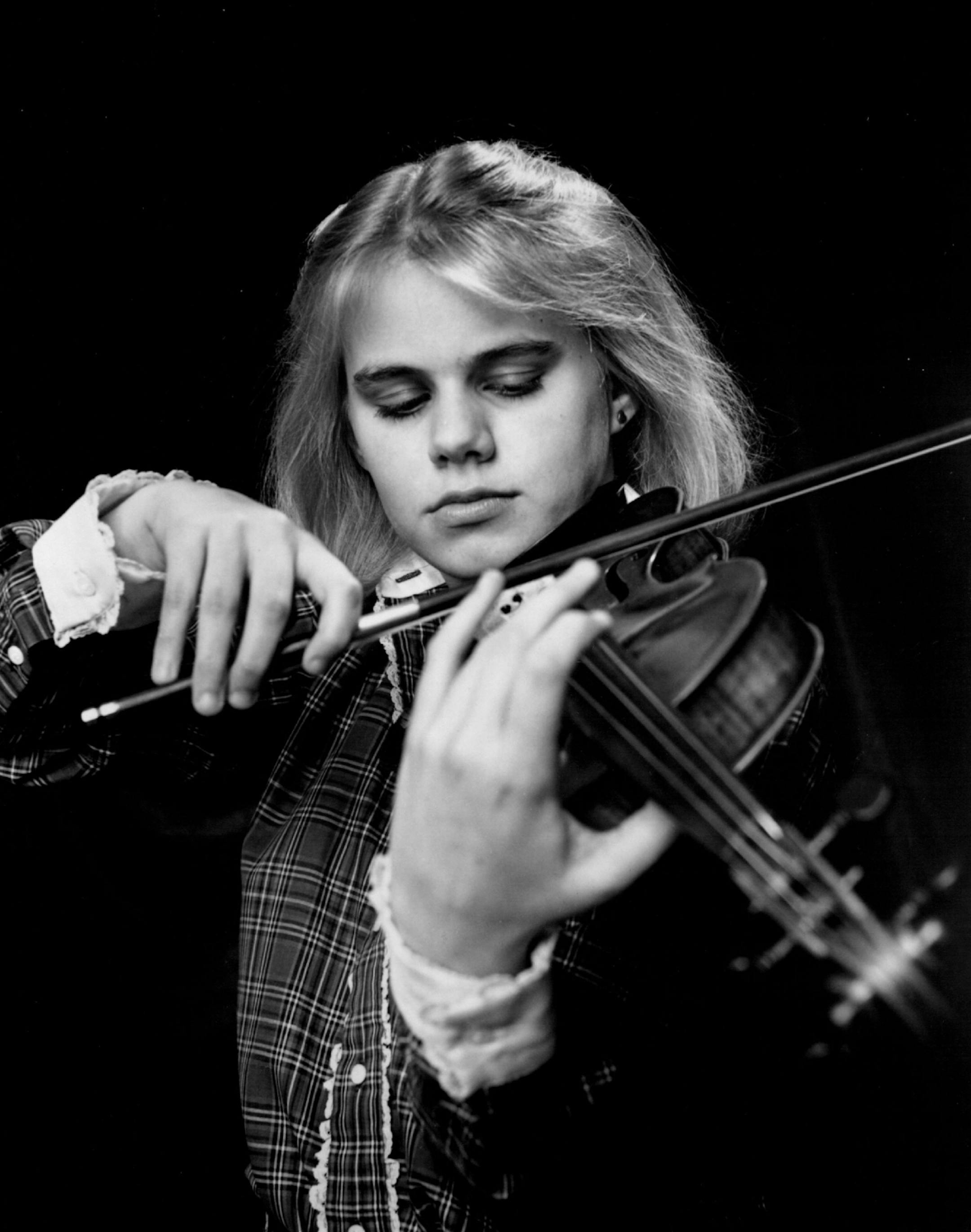 February 19, 1989 A crown in her future What? You don't recognize the young violinist pictured above? Look closely. It is Gretchen Carlson, Miss America 1989, as she looked when she was With the Greater Twin Cities Youth Symphonies. As a teen-ager from Anoka, Carlson won several state and national awards as a violinist, as well as a scholarship to the Juilliard School of Music in New York, and was a soloist with the Minnesota Orchestra. She returns to the Youth Symphonies today as a guest artist