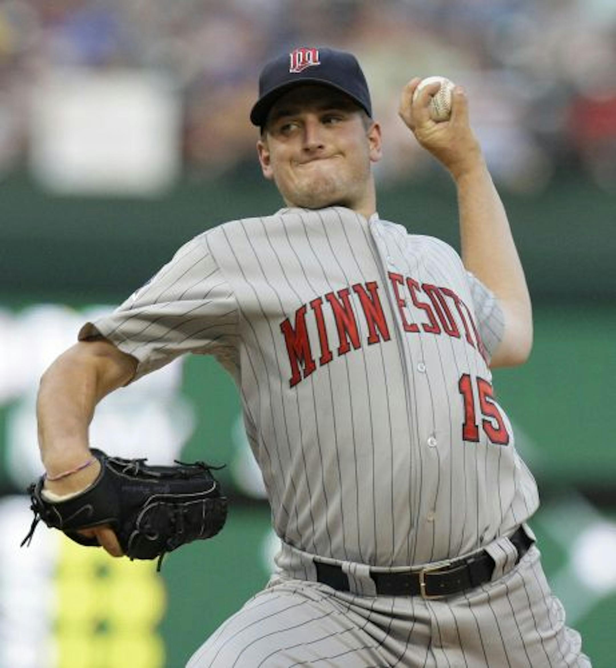 Minnesota Twins starting pitcher Glen Perkins