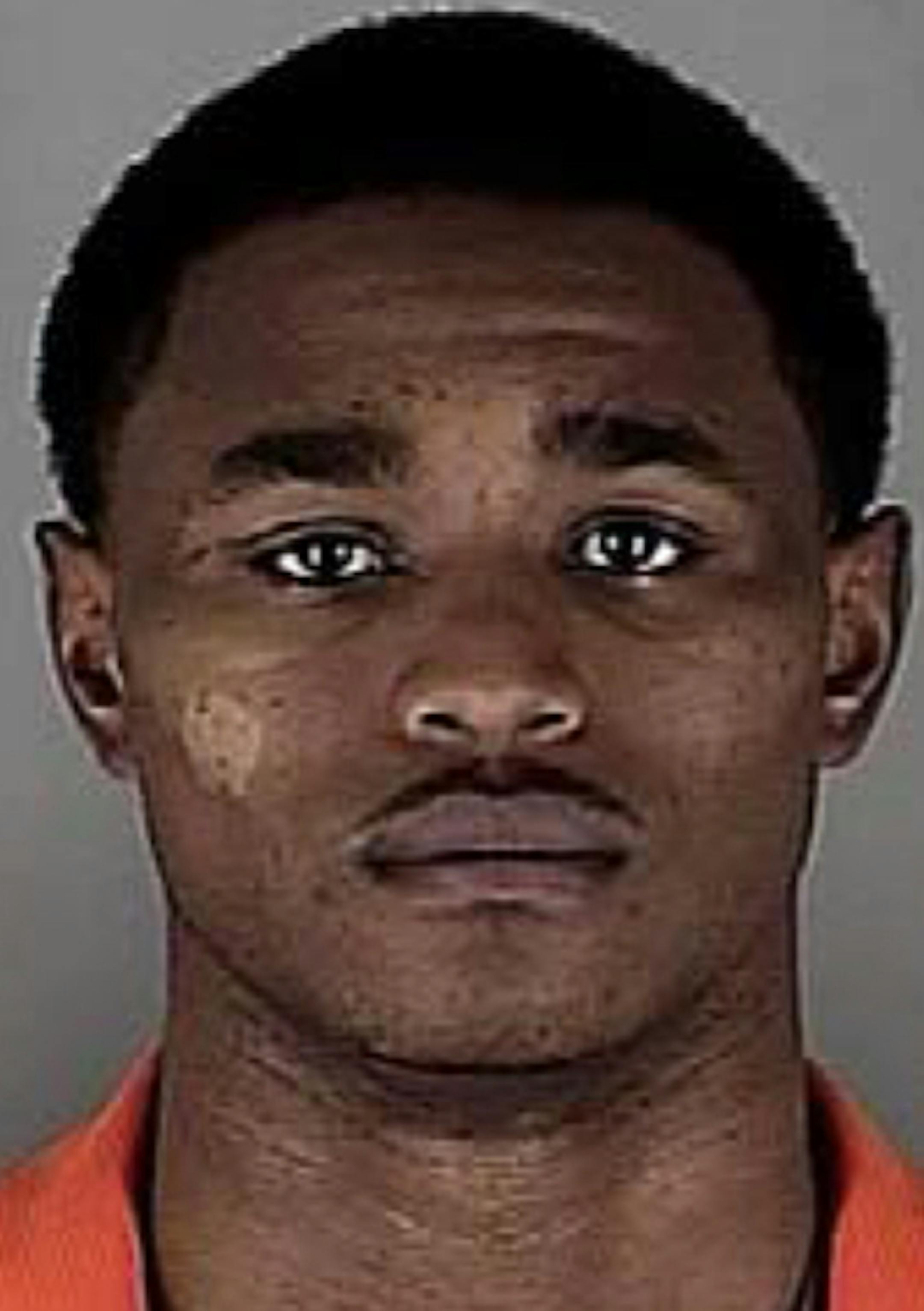 MCNEIL, DAQUEIN DOMINIQUE - Henn Co booking photo