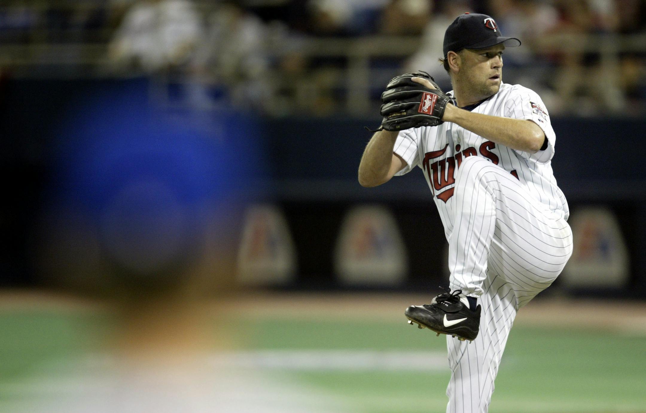 April 4, 2003
MLB Baseball
Minneapolis, MN- The Metrodome- Minnesota Twins vs. Toronto Blue Jays
The Twins starting pitcher Rick Reed, #31, winds up to throw a pitch in 4th inning of the Twin�s home opener vs. Toronto on Friday night.