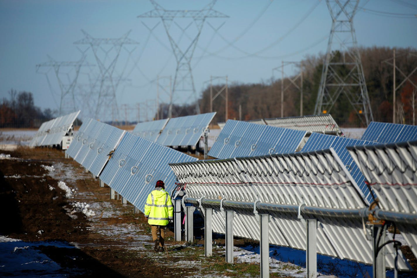 Xcel Energy switched on a " solar farm" in North Branch, Mn., in December 2016. Photo: brian.peterson@startribune.com