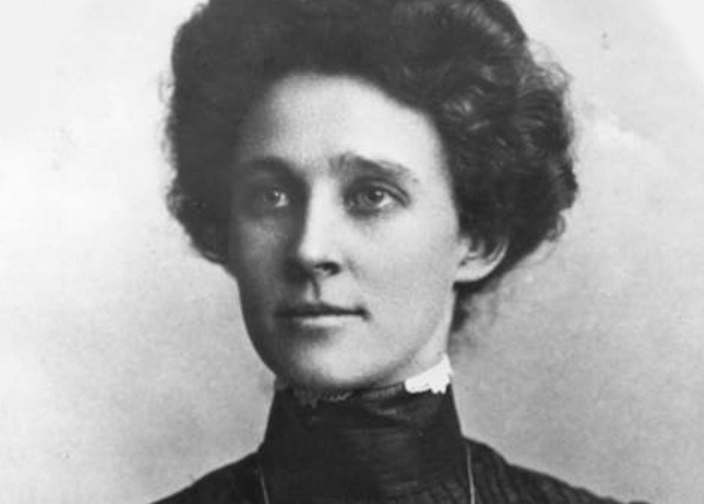 When her father, John Puckett Gibbs, the Itasca State Park commissioner, died in 1903, Mary Hannah Gibbs took his place and tried to protect the park over the objections of lumbermen, even at the risk of her own life.