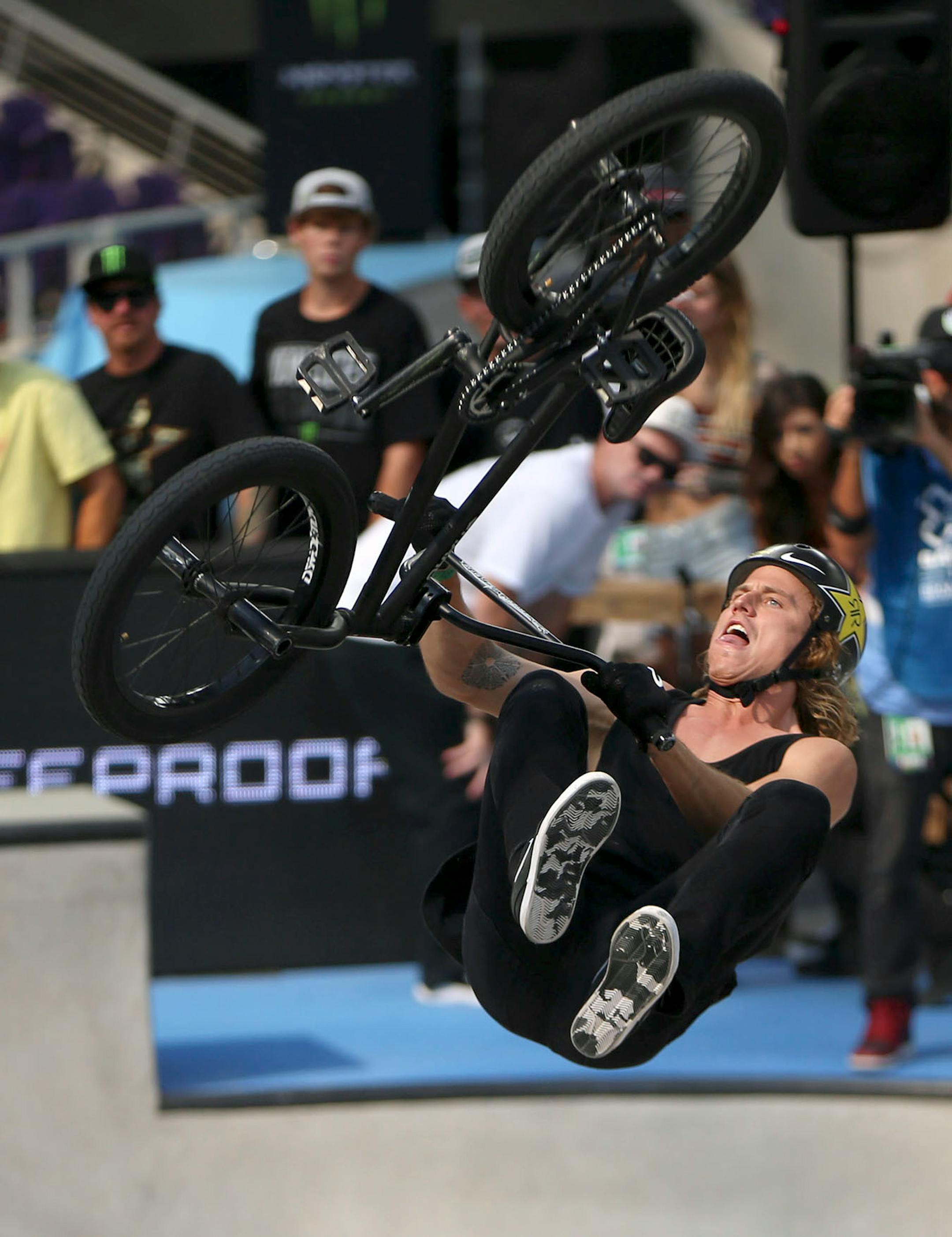 Dennis Enarson pulls off a trick during one of his runs in the men's BMX park final.