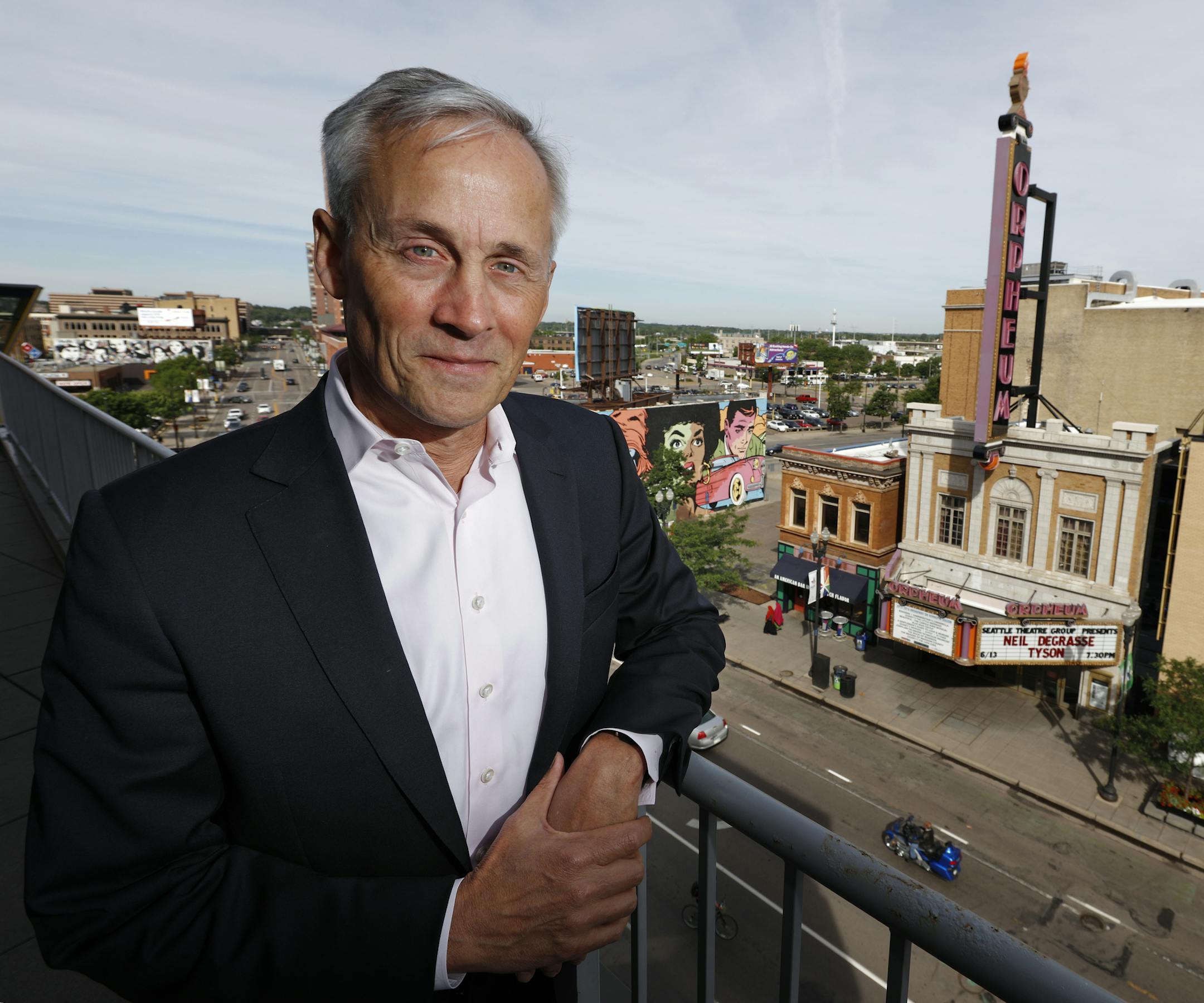 "The Mayor of Hennepin Ave," Tom Hoch. [ Star Tribune photo by Tom Wallace tom.wallace@startibune.com