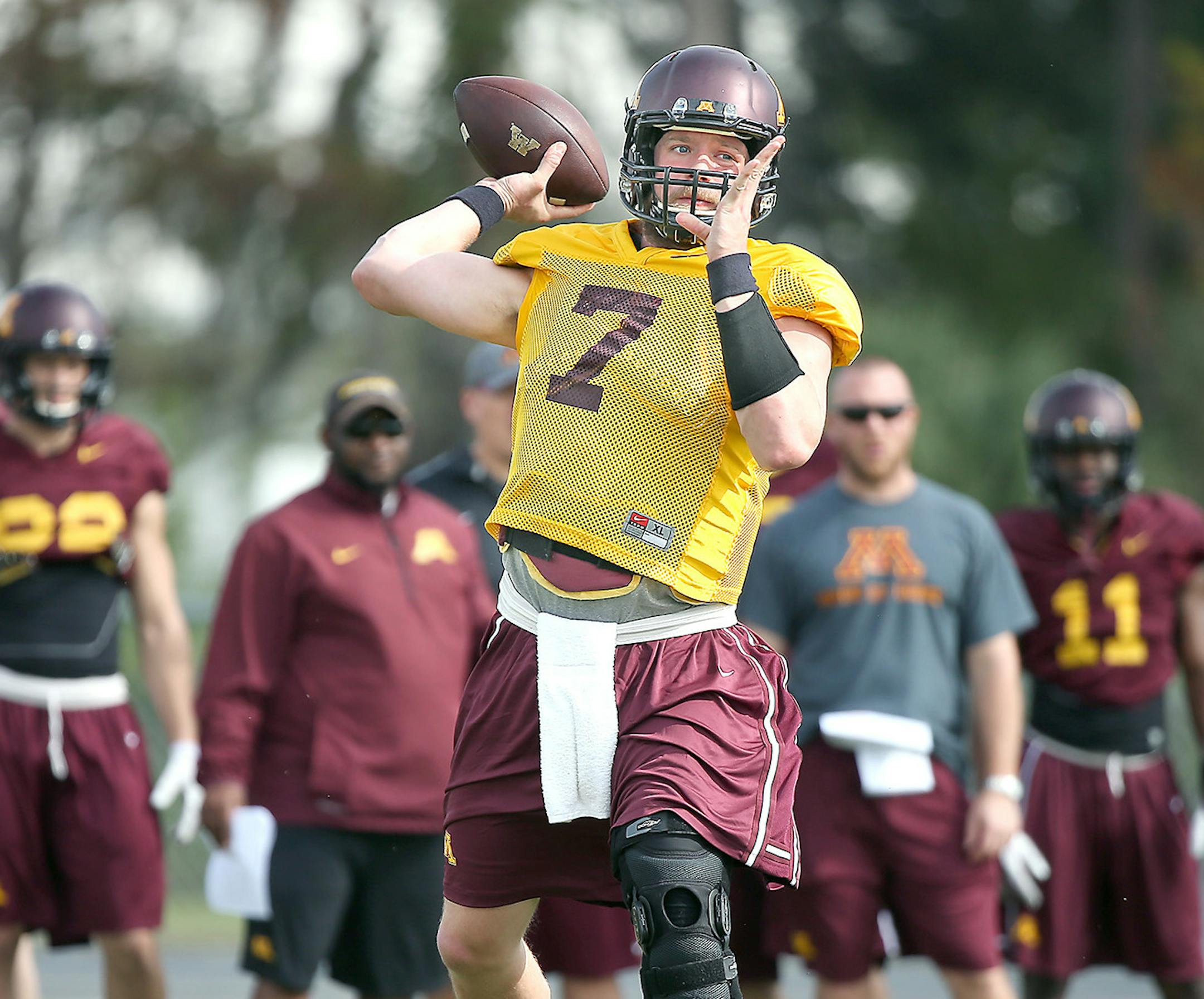 Minnesota's quarterback Mitch Leidner practiced at Freedom High School, December 29, 2014 in Orlando, FL. ] (ELIZABETH FLORES/STAR TRIBUNE) ELIZABETH FLORES • eflores@startribune.com