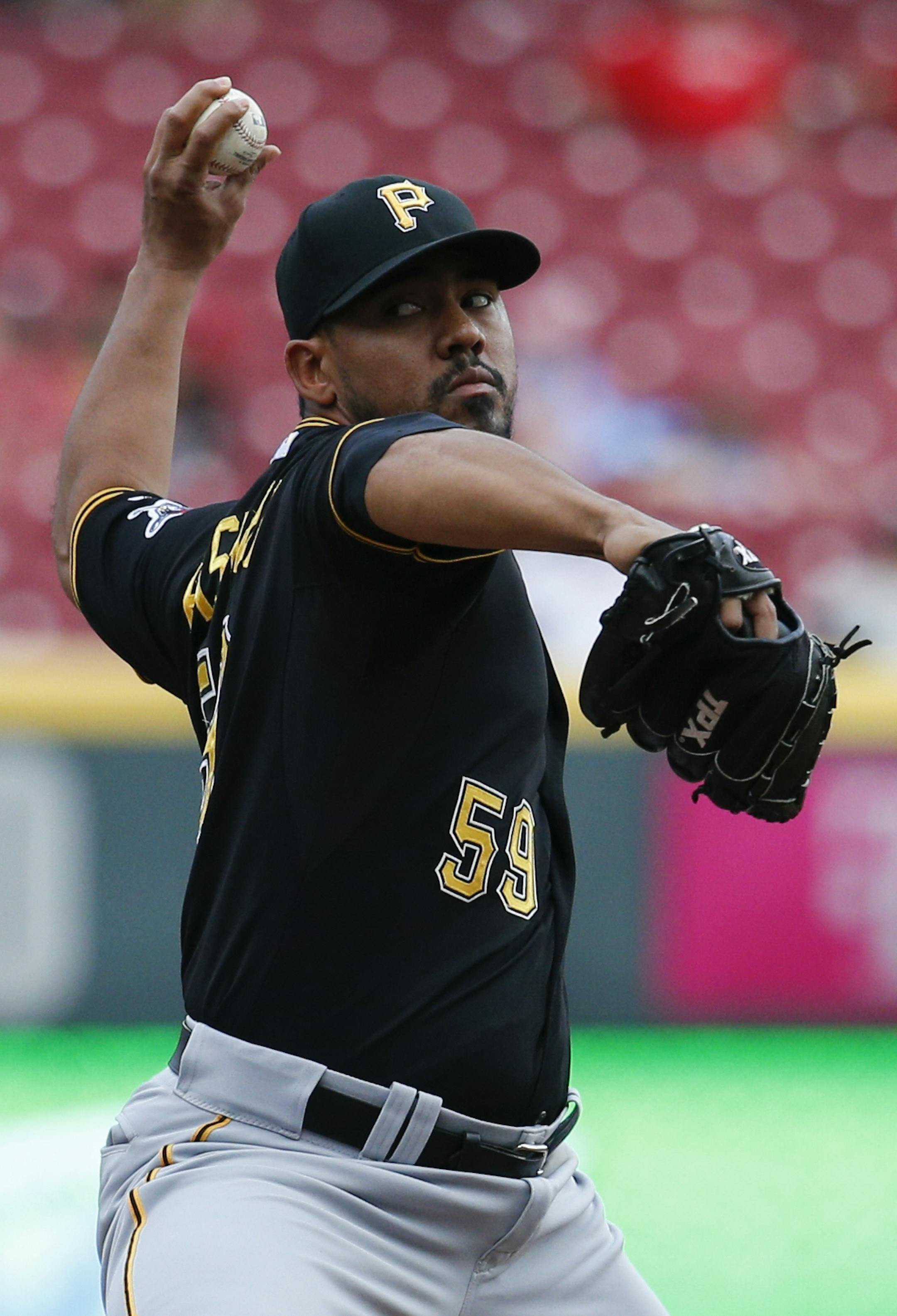 Pittsburgh Pirates relief pitcher Antonio Bastardo throws in the eighth inning of a baseball game against the Cincinnati Reds, Monday, Sept. 7, 2015, in Cincinnati. The Reds won 3-1. (AP Photo/John Minchillo) ORG XMIT: OHJM