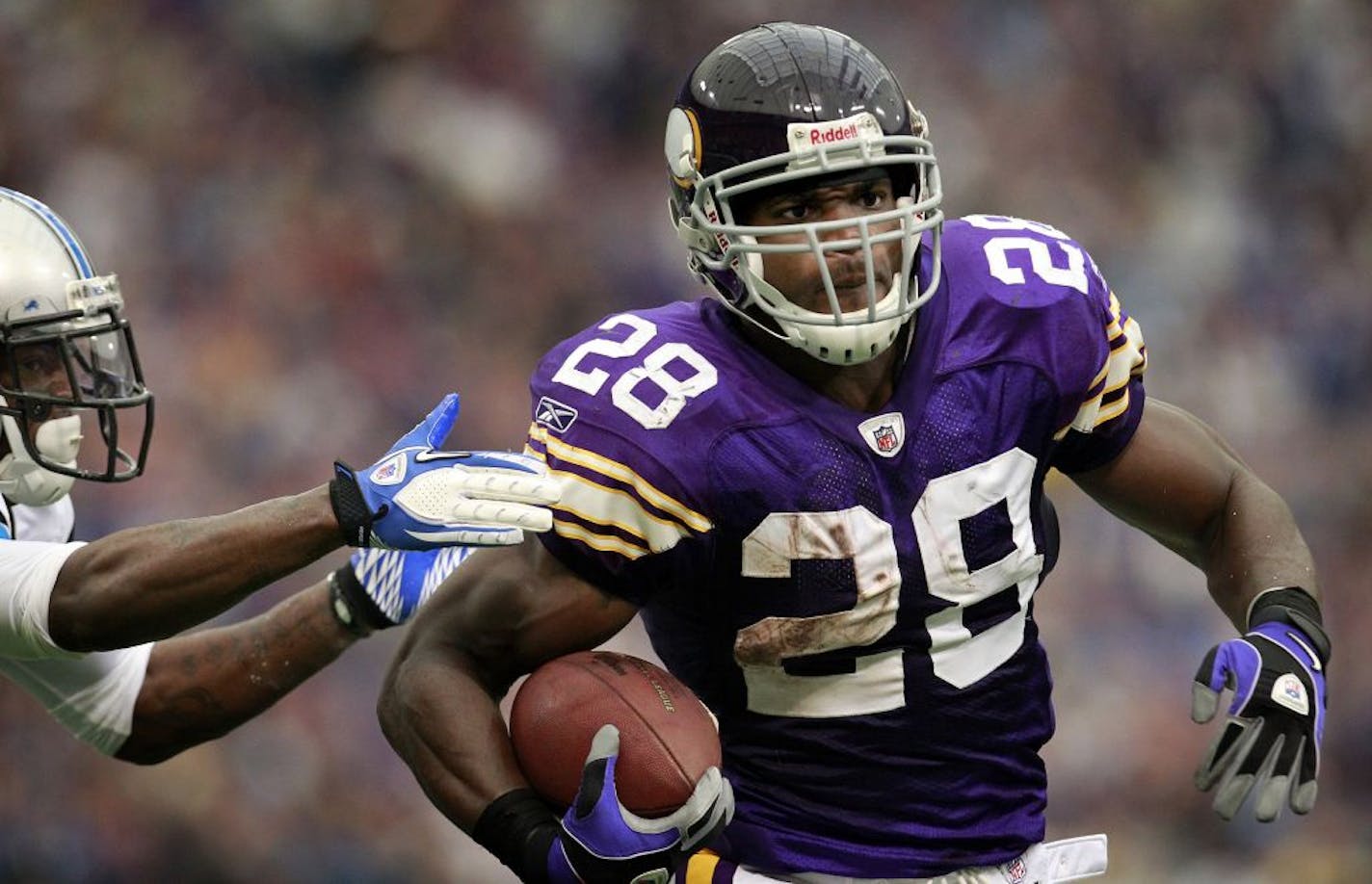 Vikings running back Adrian Peterson