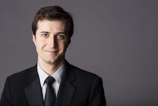 Pianist and Minnesota native Kenny Broberg