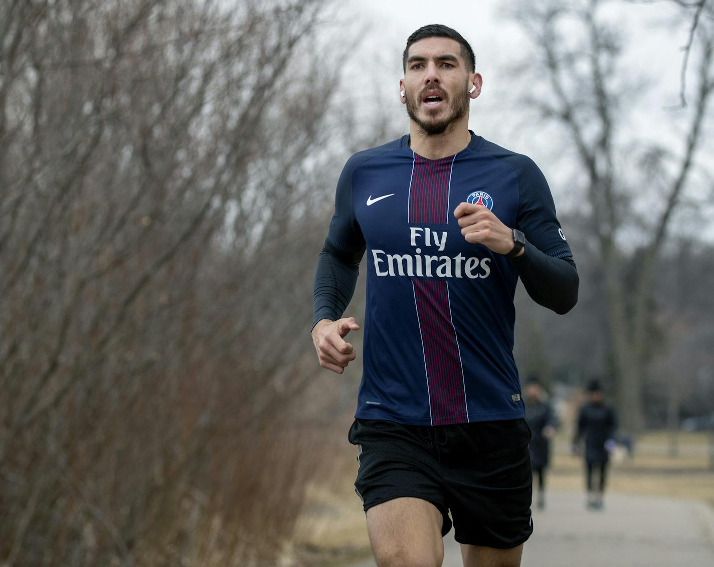 Minnesota United FC defender Michael Boxall ran around at Bde Maka Ska. ] CARLOS GONZALEZ &#x2022; cgonzalez@startribune.com &#x2013; Minneapolis, MN &#x2013; March 24, 2020, Minnesota United FC Loons Michael Boxall Training in a time of COVID-19, coronavirus