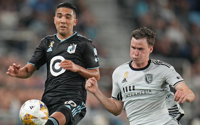 Minnesota United star Emanuel Reynoso, left, hasn't played for the team since March 16.