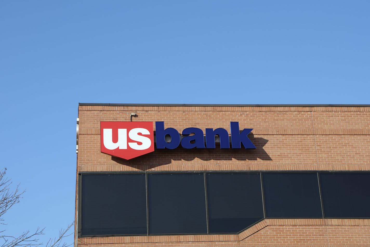 U.S. Bank over the next two years will reshape its network of 3,000 branches in 25 states with closures, remodelings and openings. When it's done, executives expect the number of locations to be 10% to 15% lower.