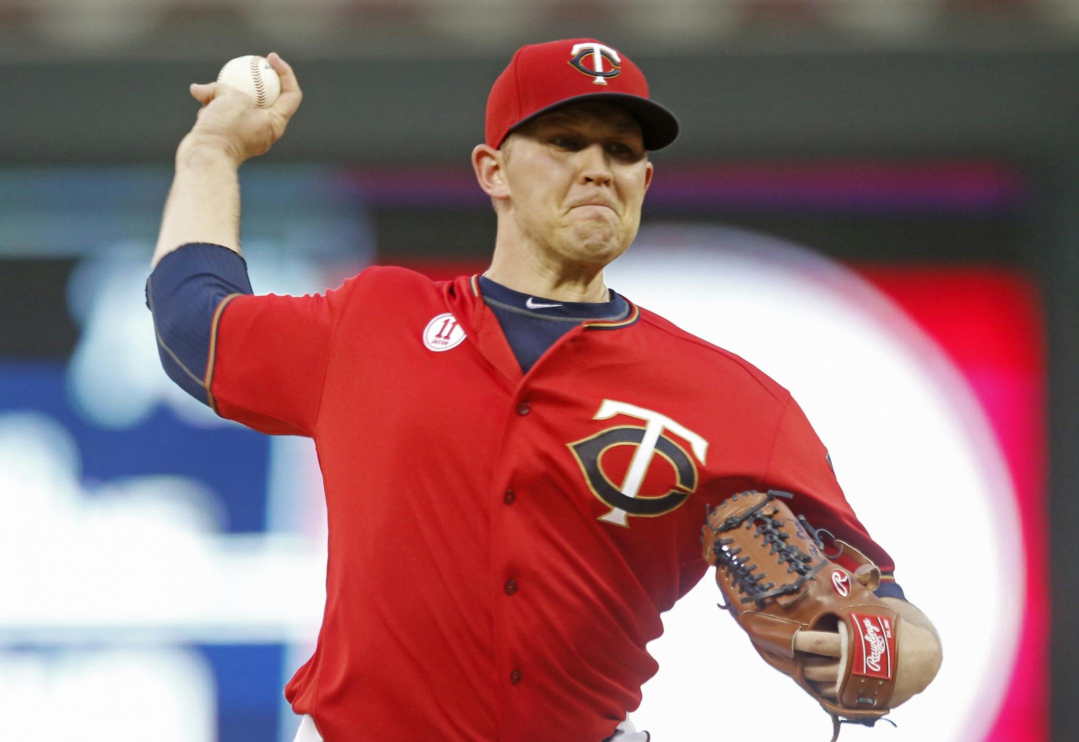 Minnesota Twins pitcher Tyler Duffey throws against the Cleveland Indians during the first inning of a baseball game Friday, Sept. 9, 2016, in Minneapolis.