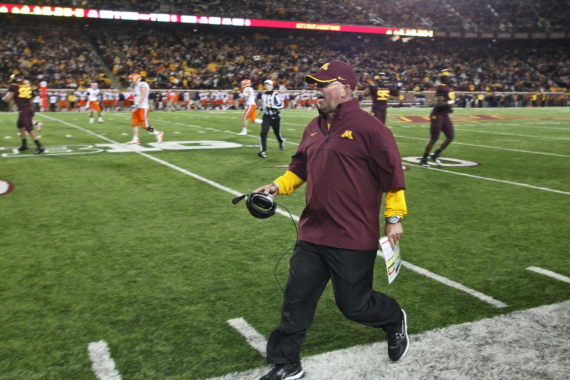 Minnesota head coach Jerry Kill