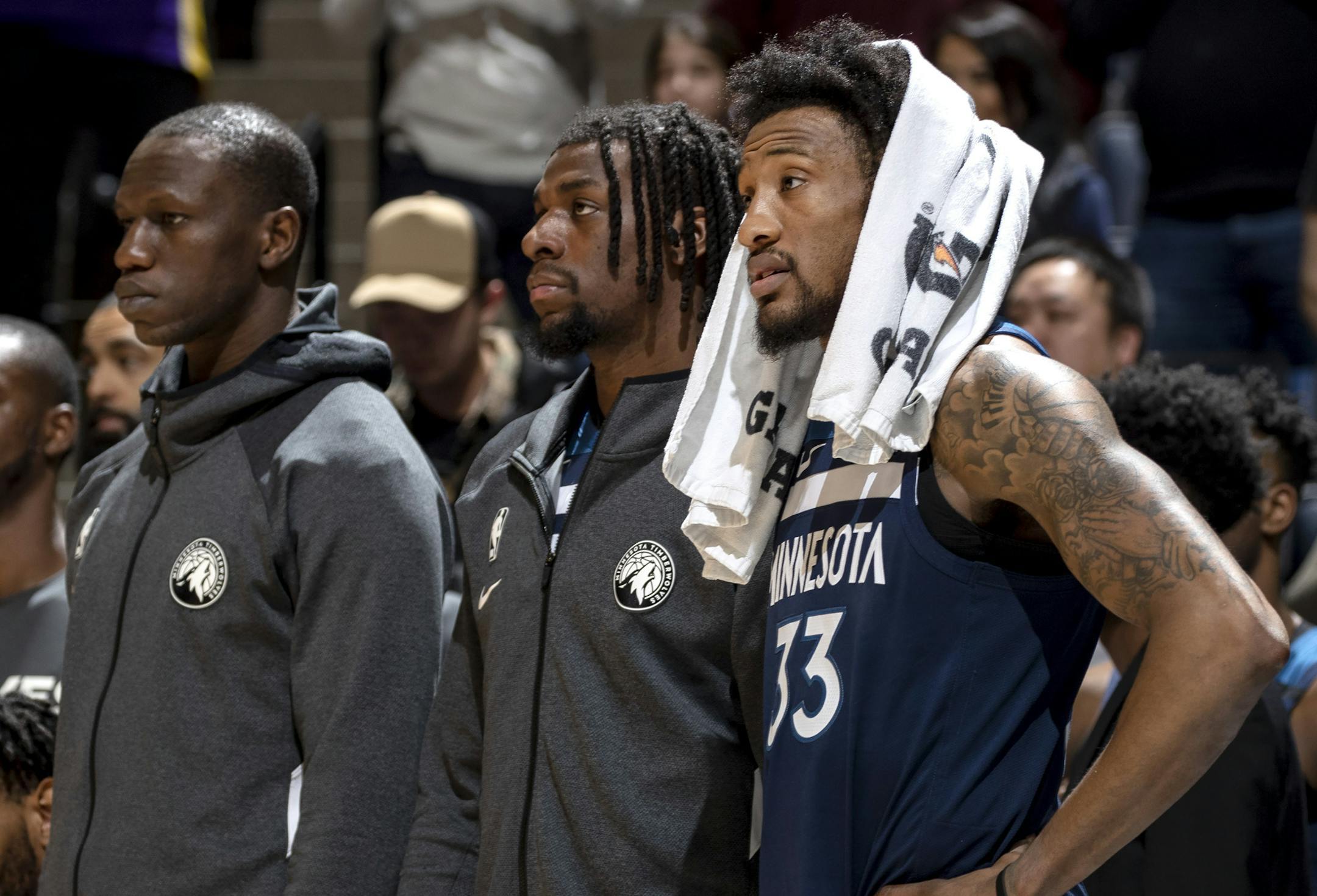 Minnesota Timberwolves bench in including Robert Covington (33) could only watch as the Timberwolves lost in overtime to the Kings. ] CARLOS GONZALEZ • cgonzalez@startribune.com – Minneapolis, MN – January 27, 2020, Target Center, NBA, Minnesota Timberwolves vs. Sacramento Kings