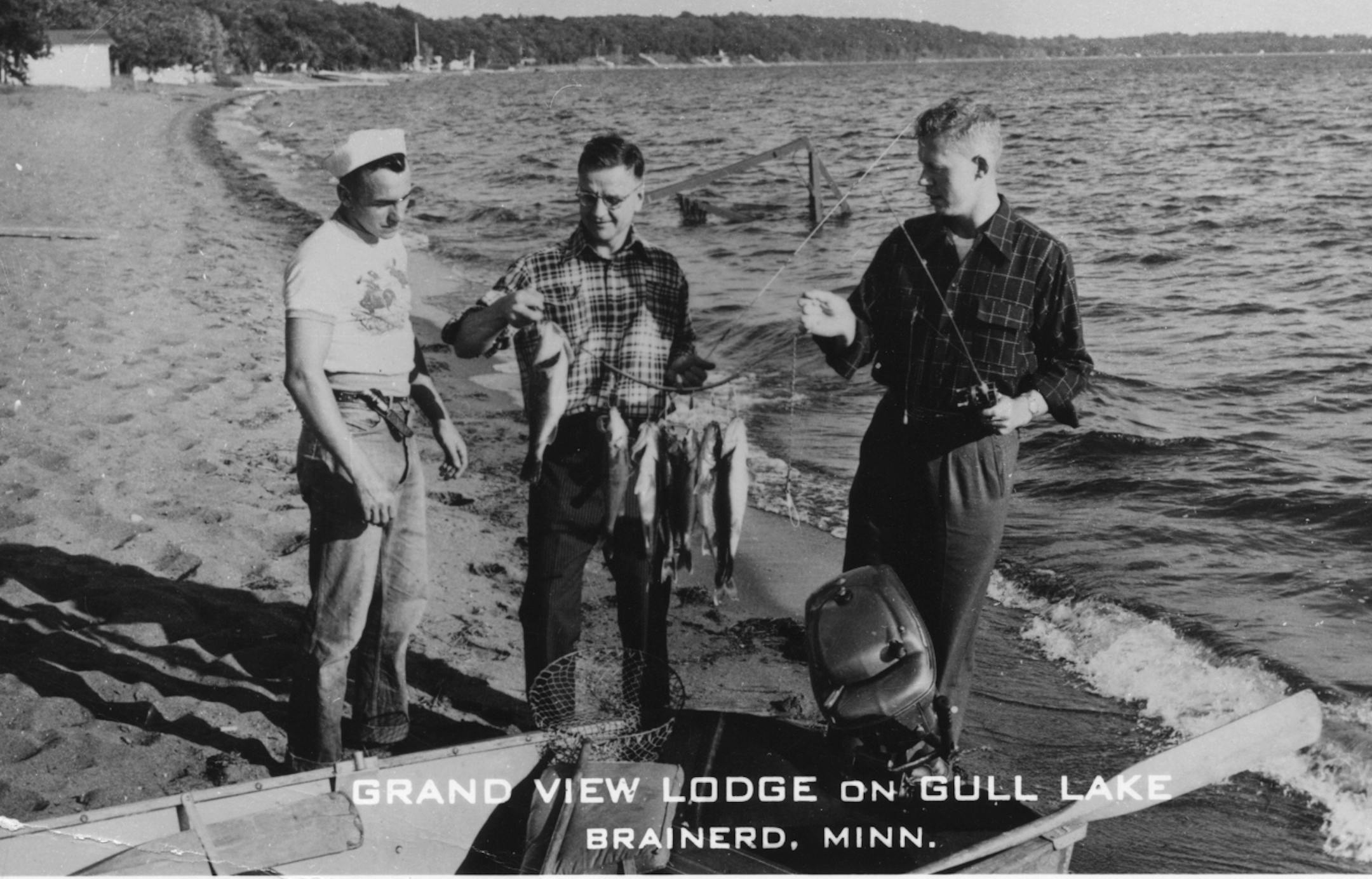 Anglers with fish at Gull Lake. Photo courtsey Grand View Lodge.